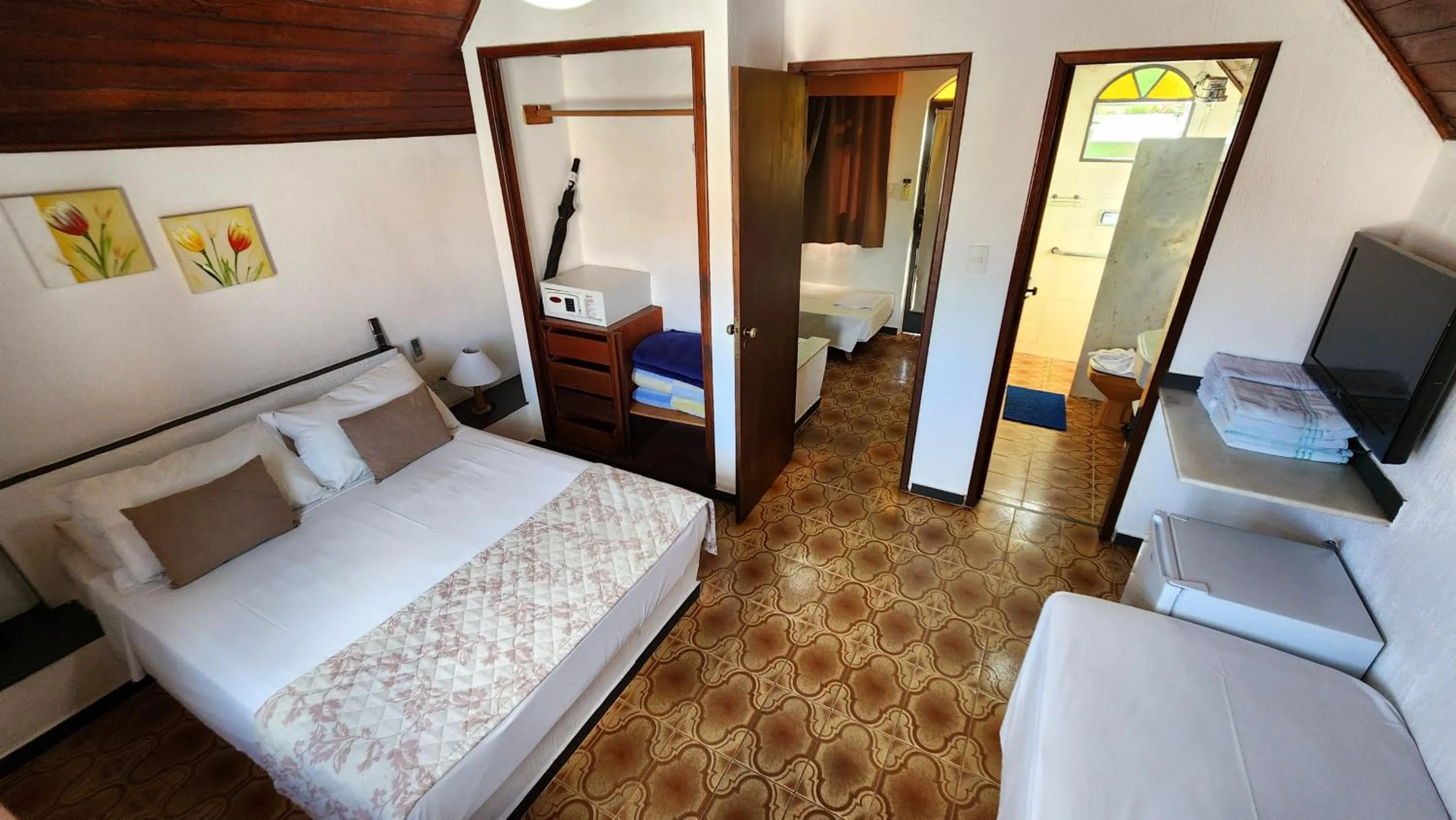 Bed in Hotel Akropolis