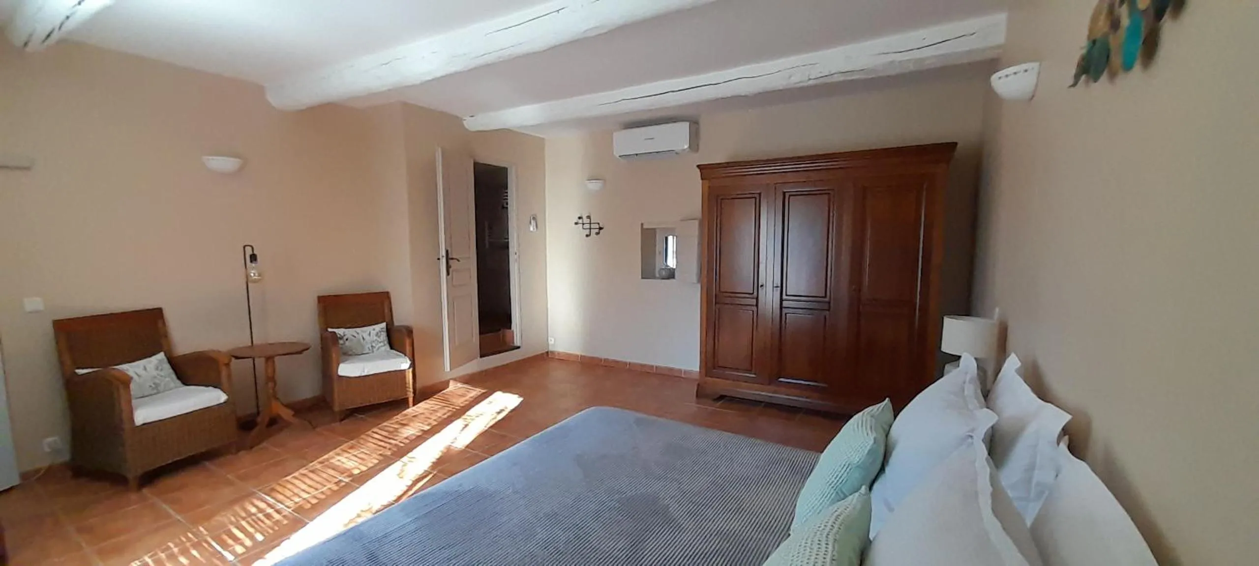 Bedroom, Bed in Le Mas des Vergers