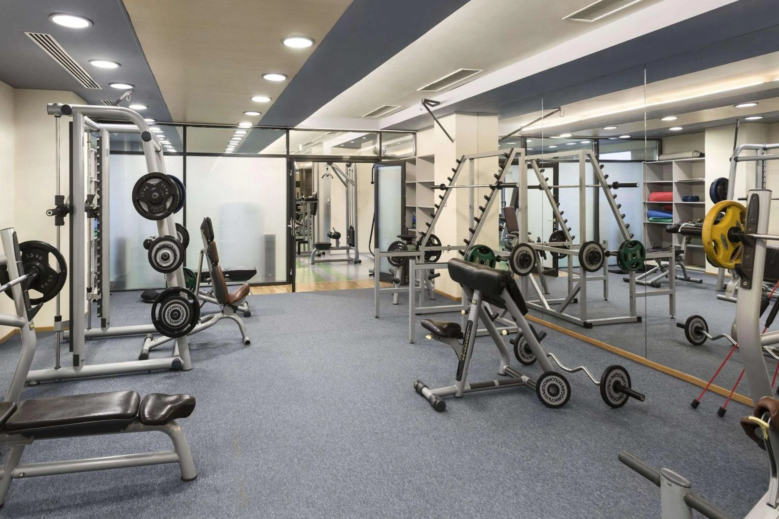 Fitness centre/facilities in Ramada Sibiu Hotel