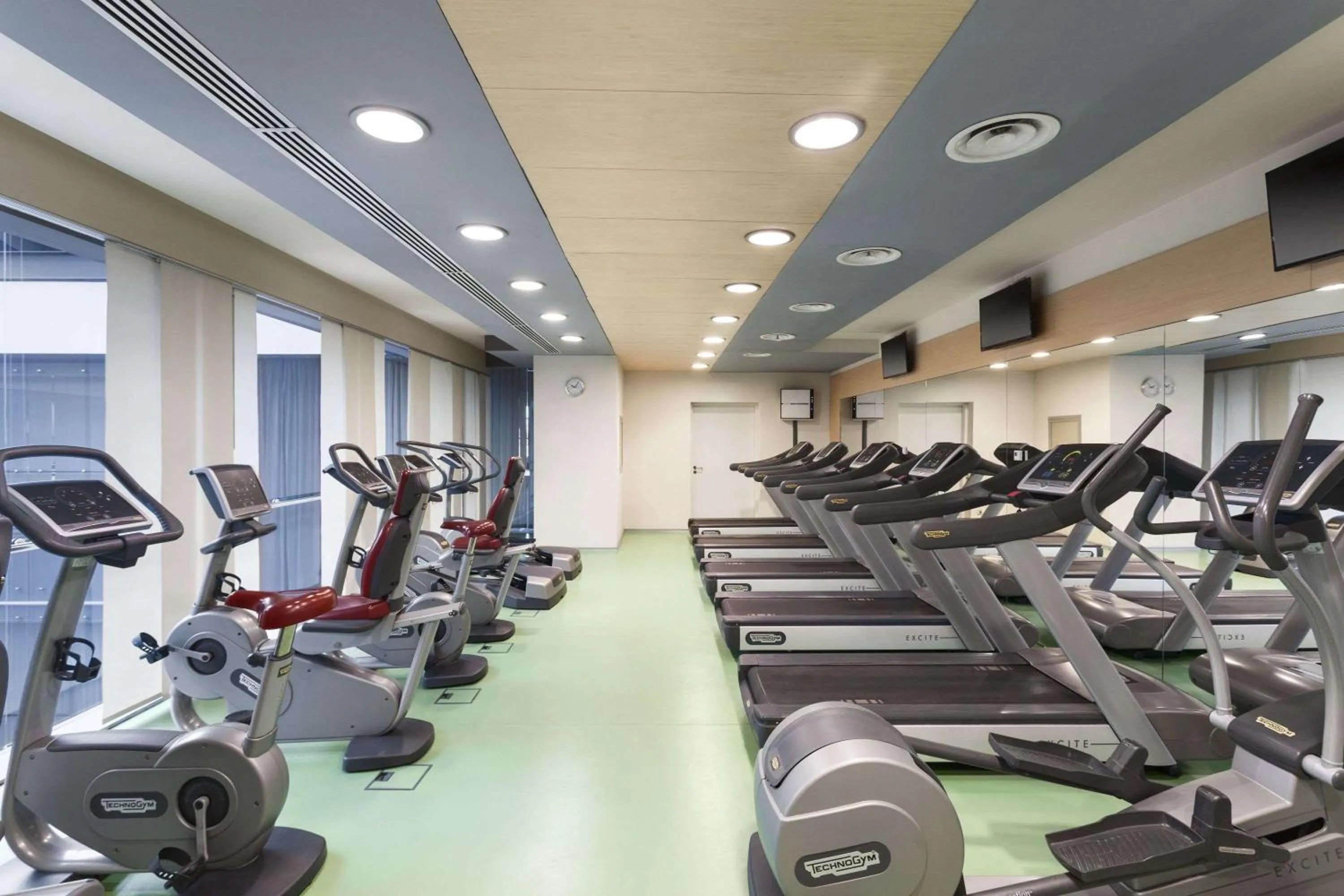 Fitness centre/facilities in Ramada Sibiu Hotel