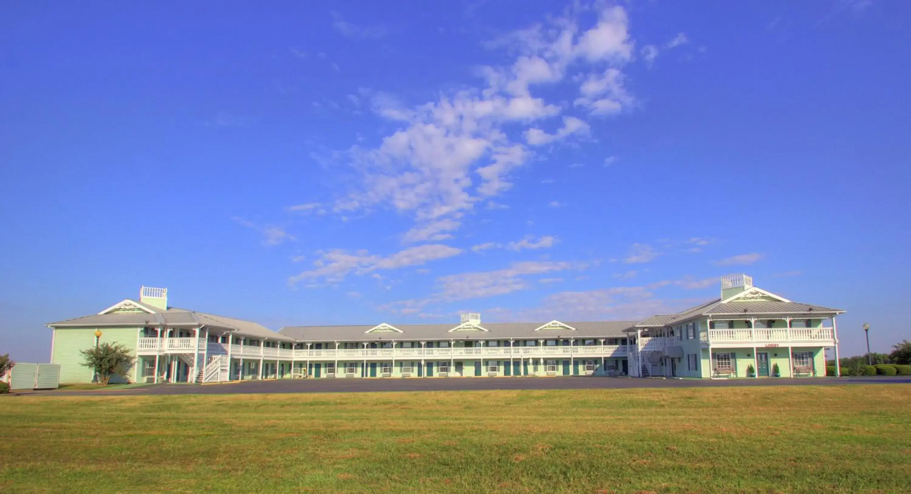 Property building in Key West Inn - Tunica Resort Property building in Key West Inn - Tunica Resort