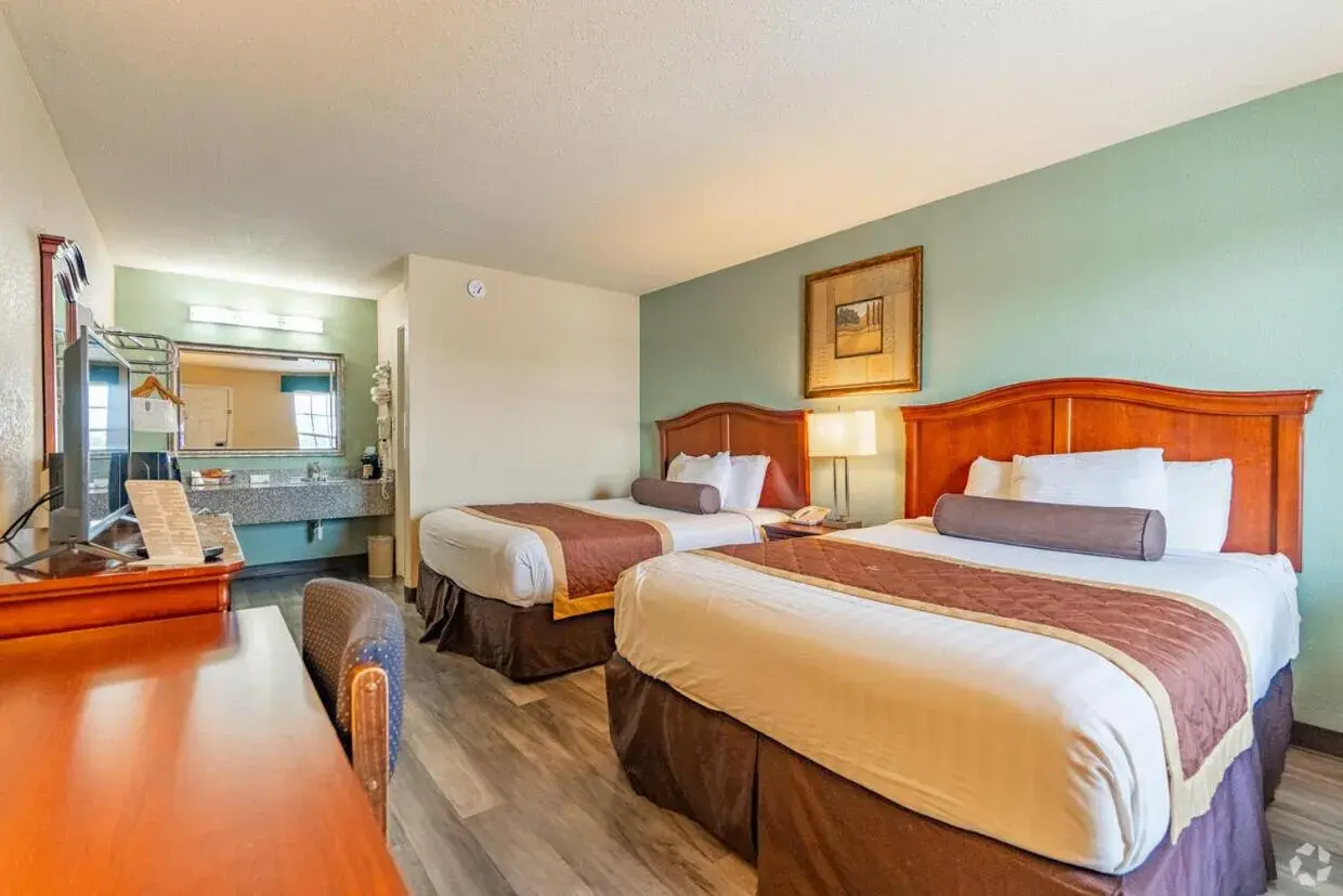 Bedroom, Bed in Key West Inn - Tunica Resort Bedroom, Bed in Key West Inn - Tunica Resort