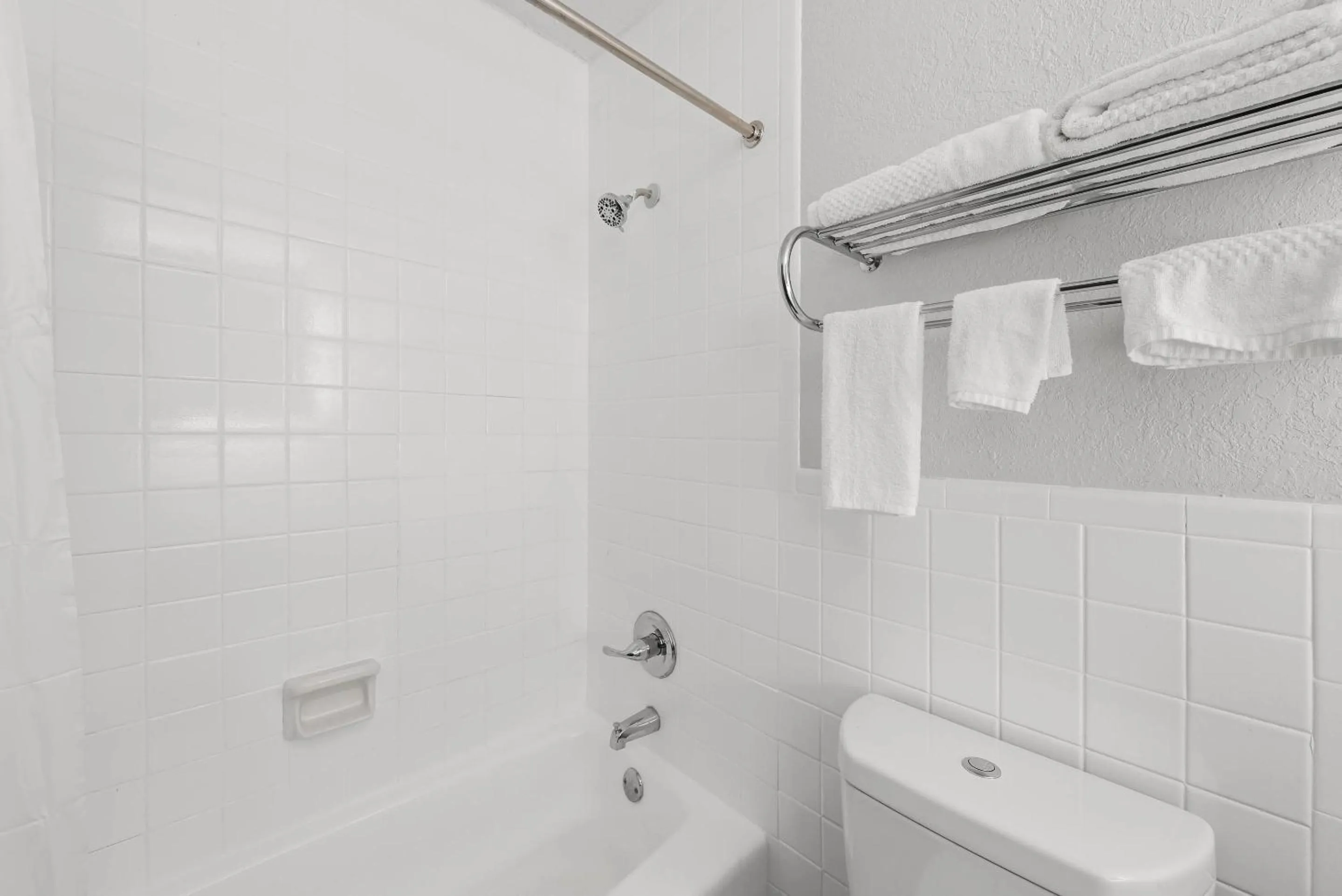 Bathroom in Suburban Studios Fairborn - Dayton