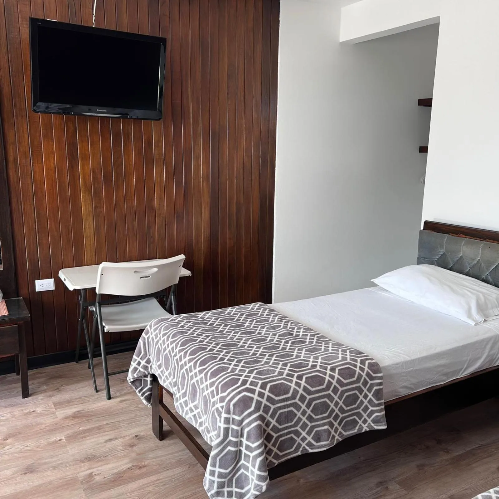 Bed in Hotel Naralit