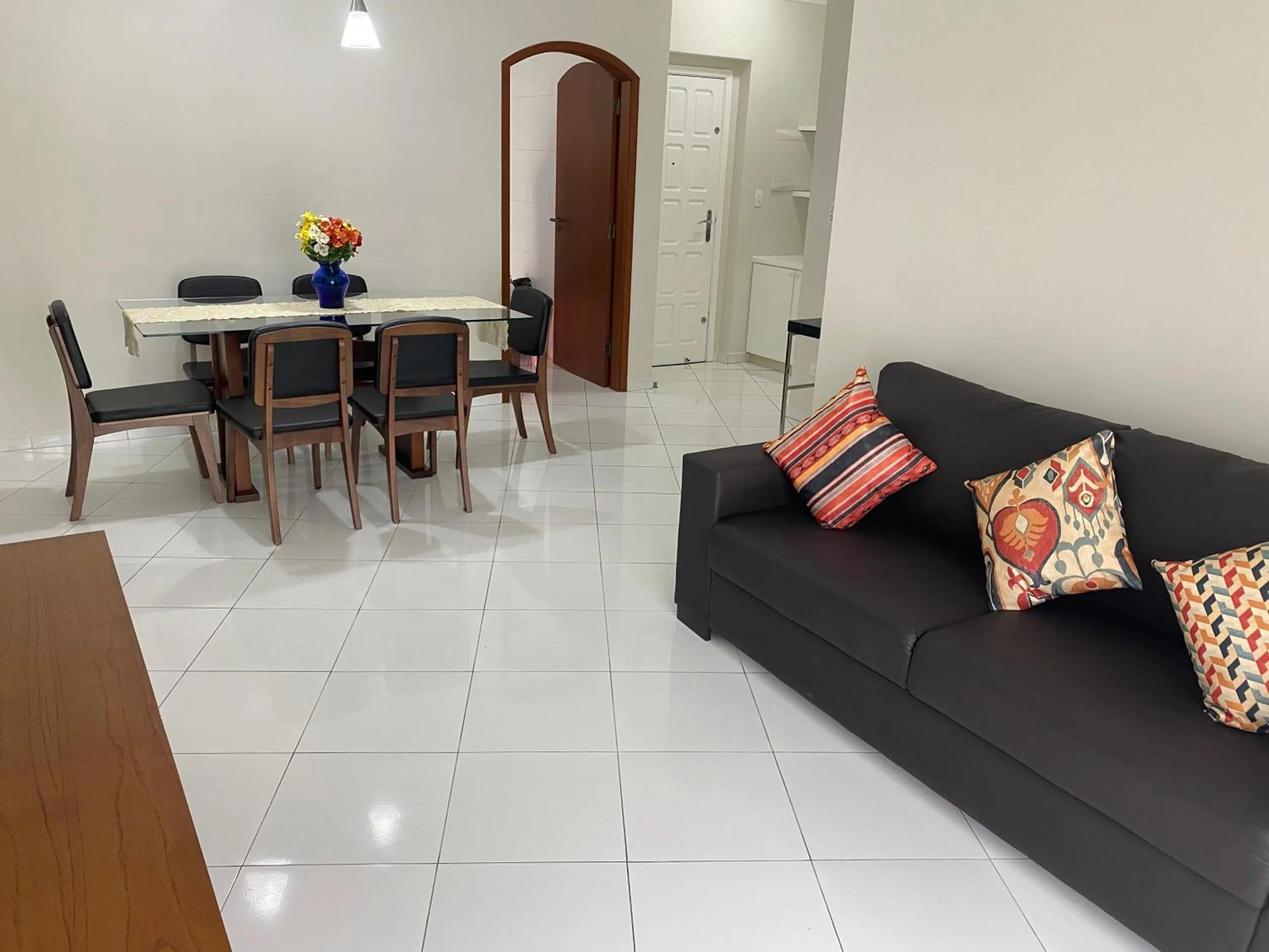 Living room in Apto praia do Tombo - Guarujá