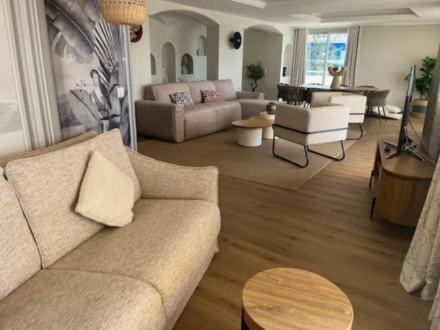 Résidence Carlton - Rénovée avec Piscine