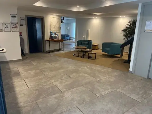 Lobby or reception in Résidence Carlton - Rénovée avec Piscine Lobby or reception in Résidence Carlton - Rénovée avec Piscine