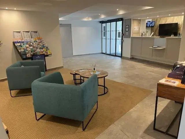 Lobby or reception in Résidence Carlton - Rénovée avec Piscine Lobby or reception in Résidence Carlton - Rénovée avec Piscine