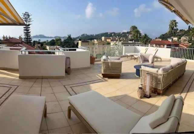 Patio in Résidence Carlton - Rénovée avec Piscine