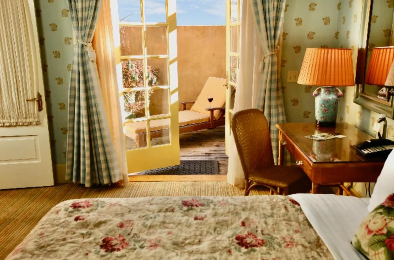 Bed in Tallman Hotel