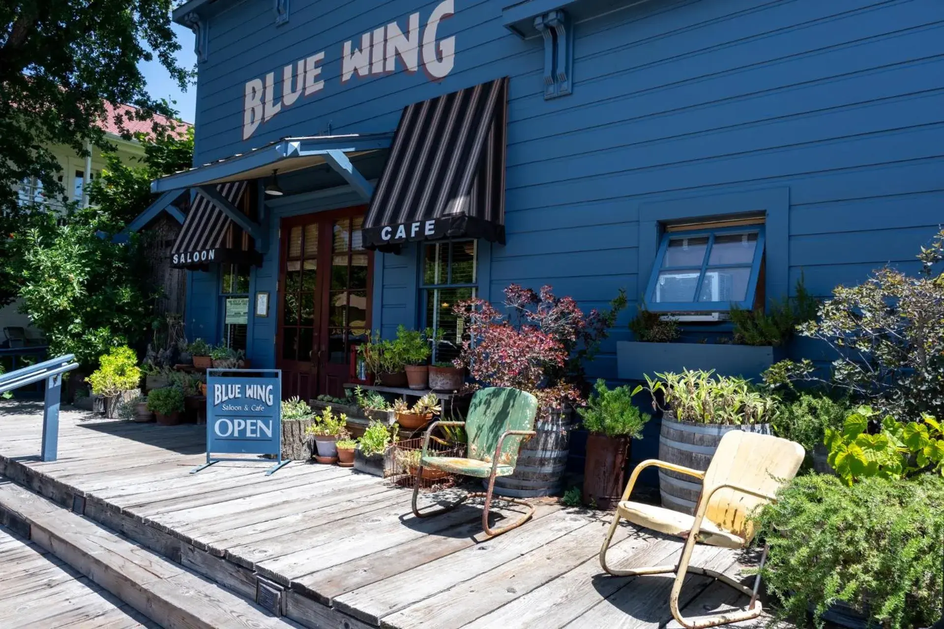 Restaurant/places to eat in Tallman Hotel Restaurant/places to eat in Tallman Hotel