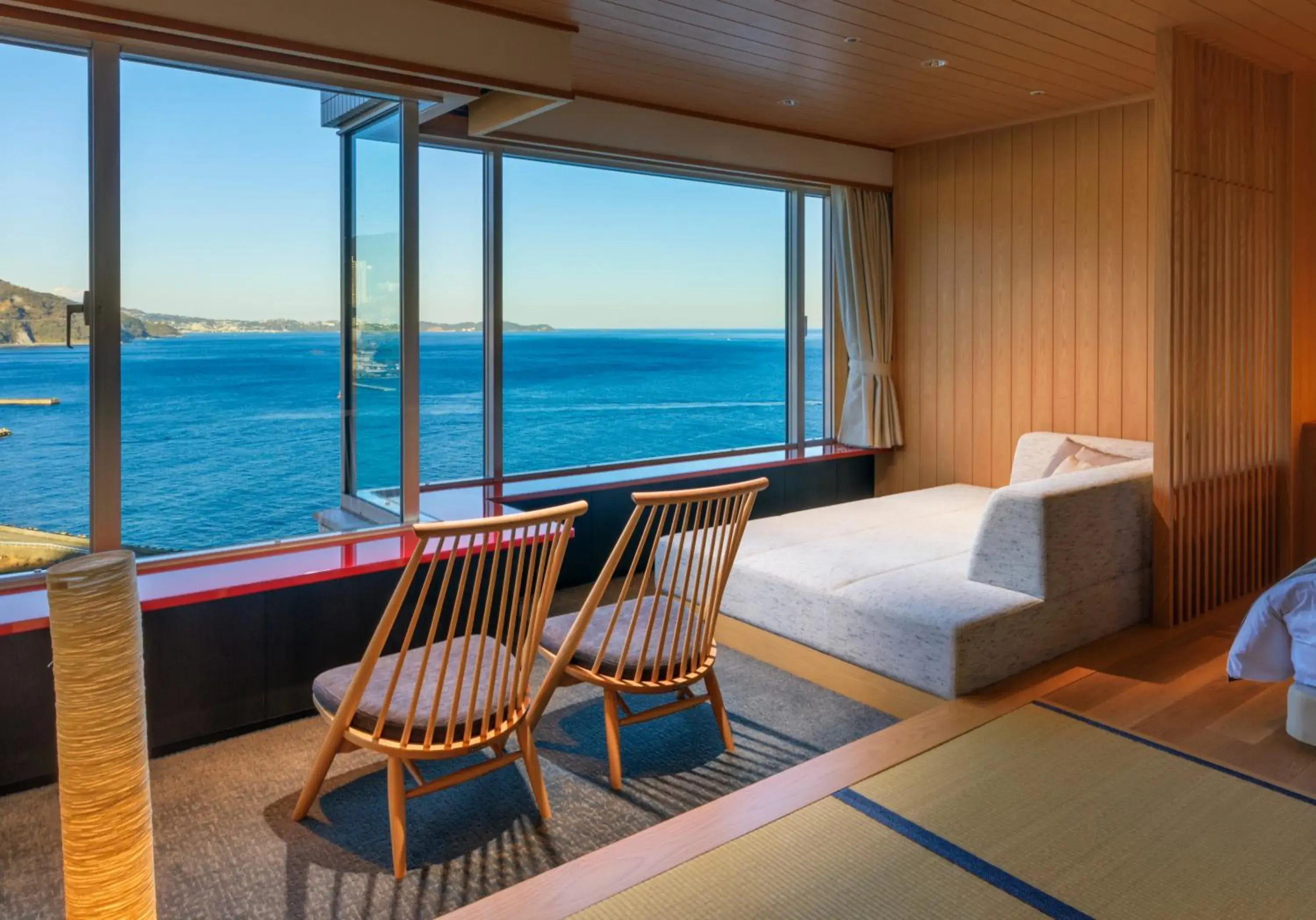 Photo of the whole room, Bed in Atami Korakuen Hotel Photo of the whole room, Bed in Atami Korakuen Hotel