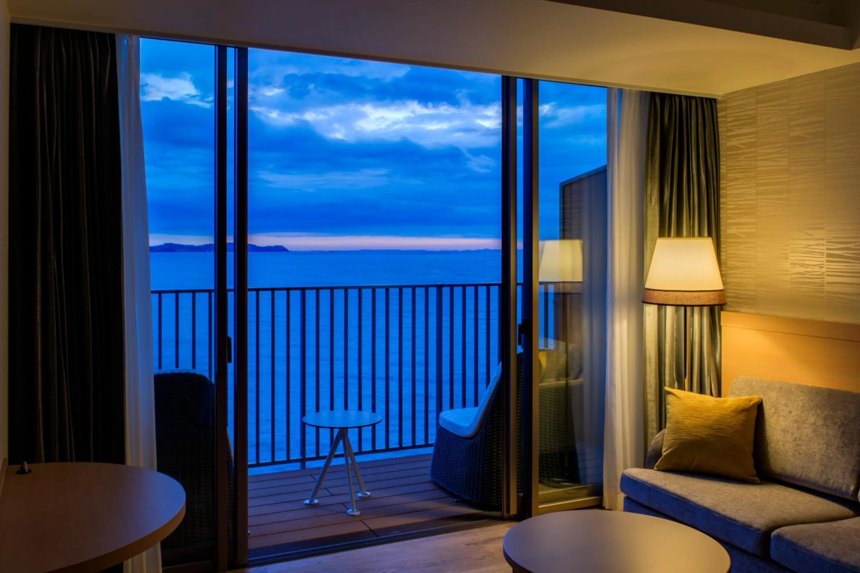 Twin Room with Ocean View - AQUA SQUARE - Breakfast & Dinner Included in Atami Korakuen Hotel