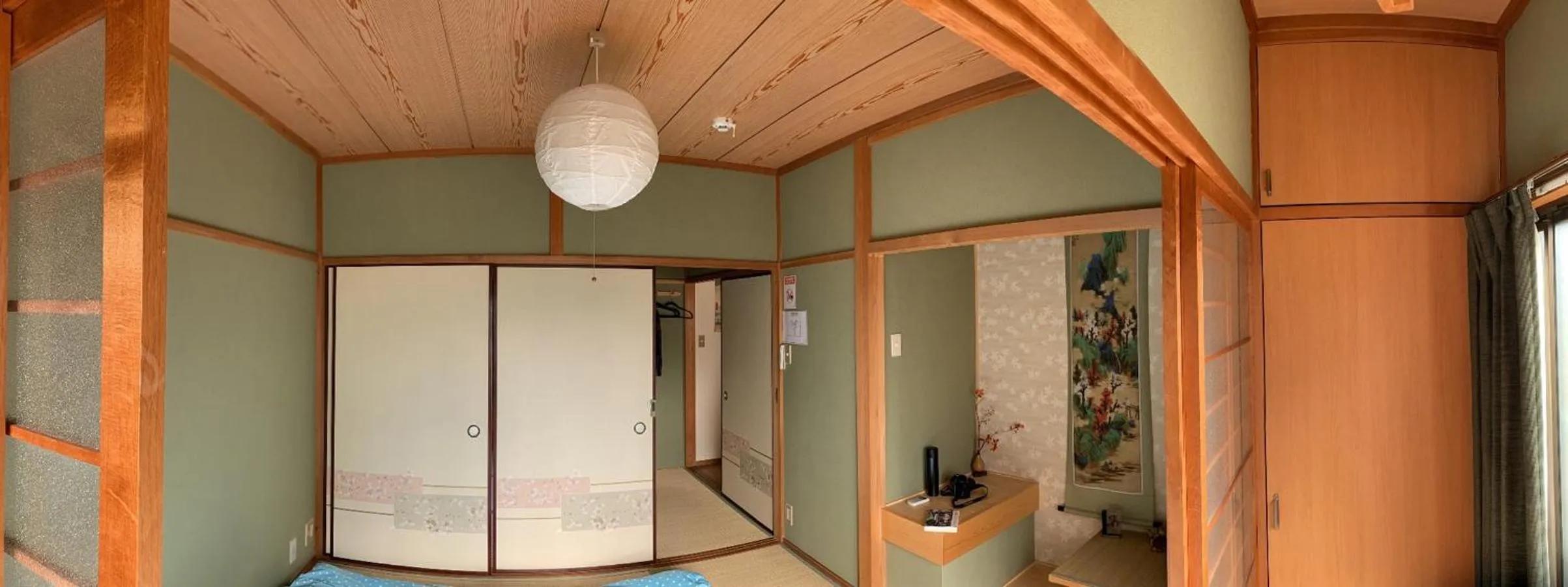 Bedroom in A Leaf Inn