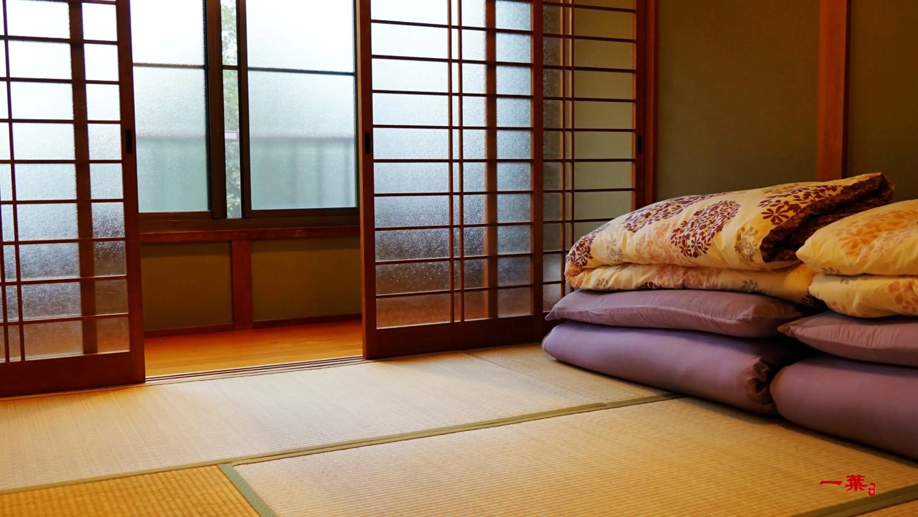 Bedroom, Bed in A Leaf Inn