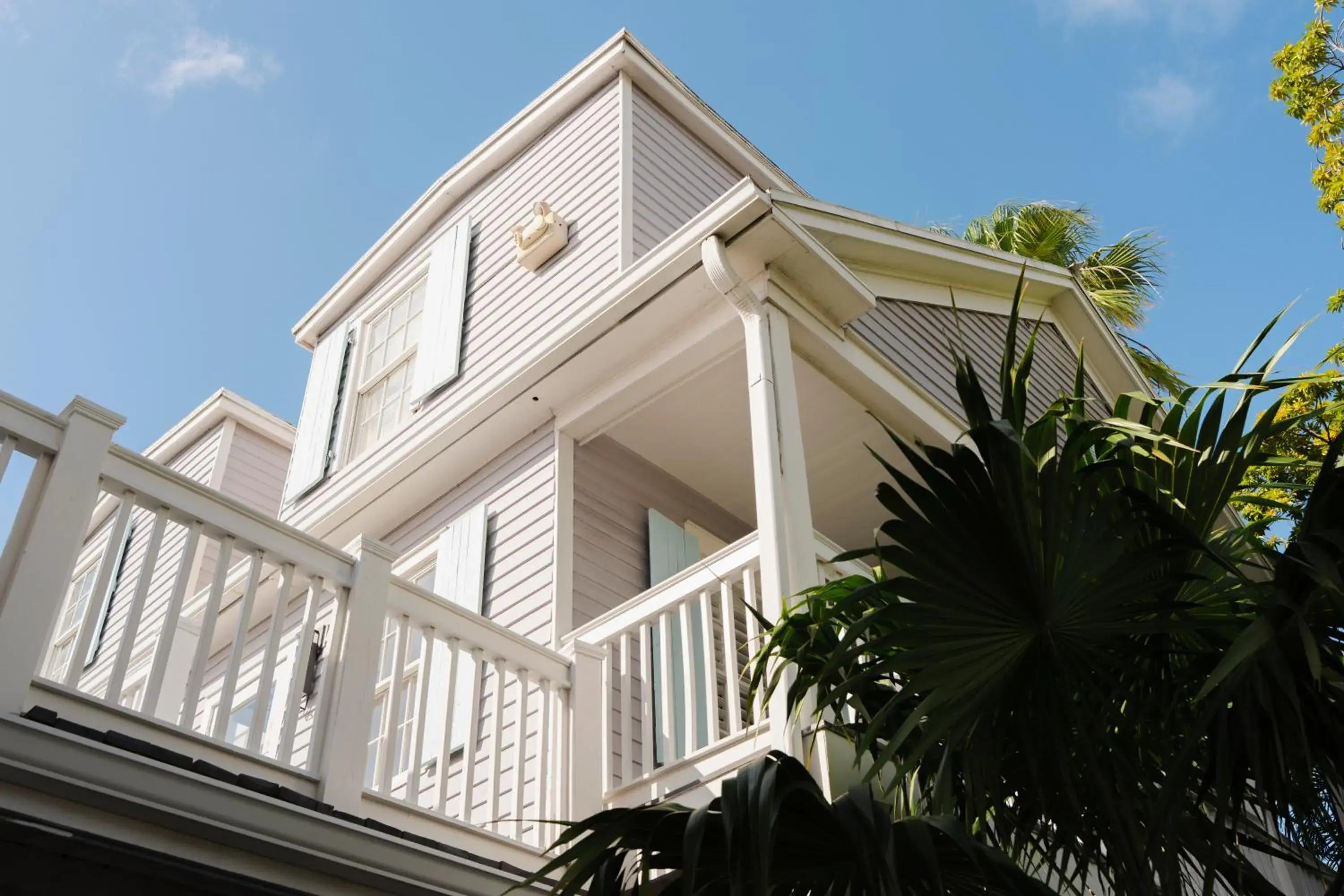 Facade/entrance in Fitch Lodge - Key West Historic Inns Facade/entrance in Fitch Lodge - Key West Historic Inns