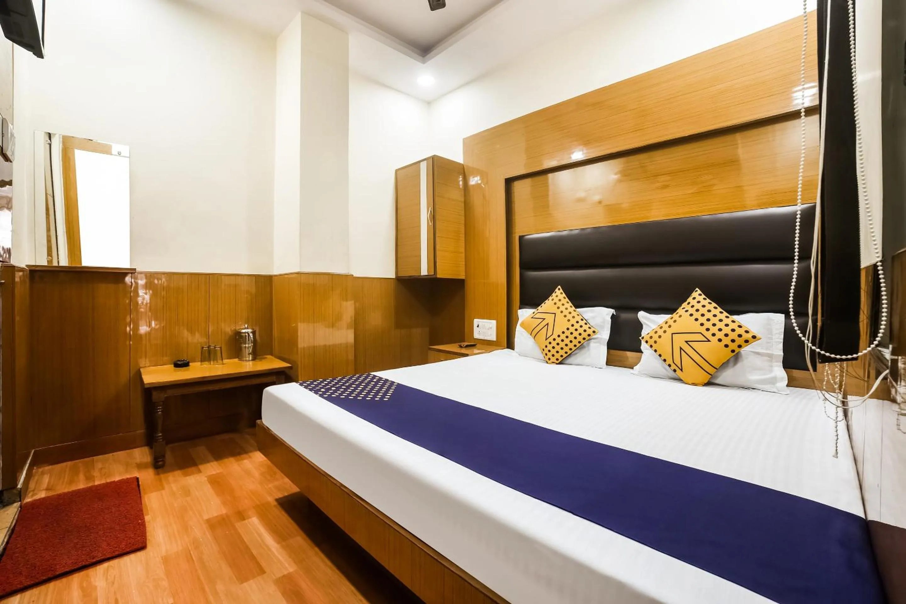 Bedroom, Bed in Hotel Silver Palace