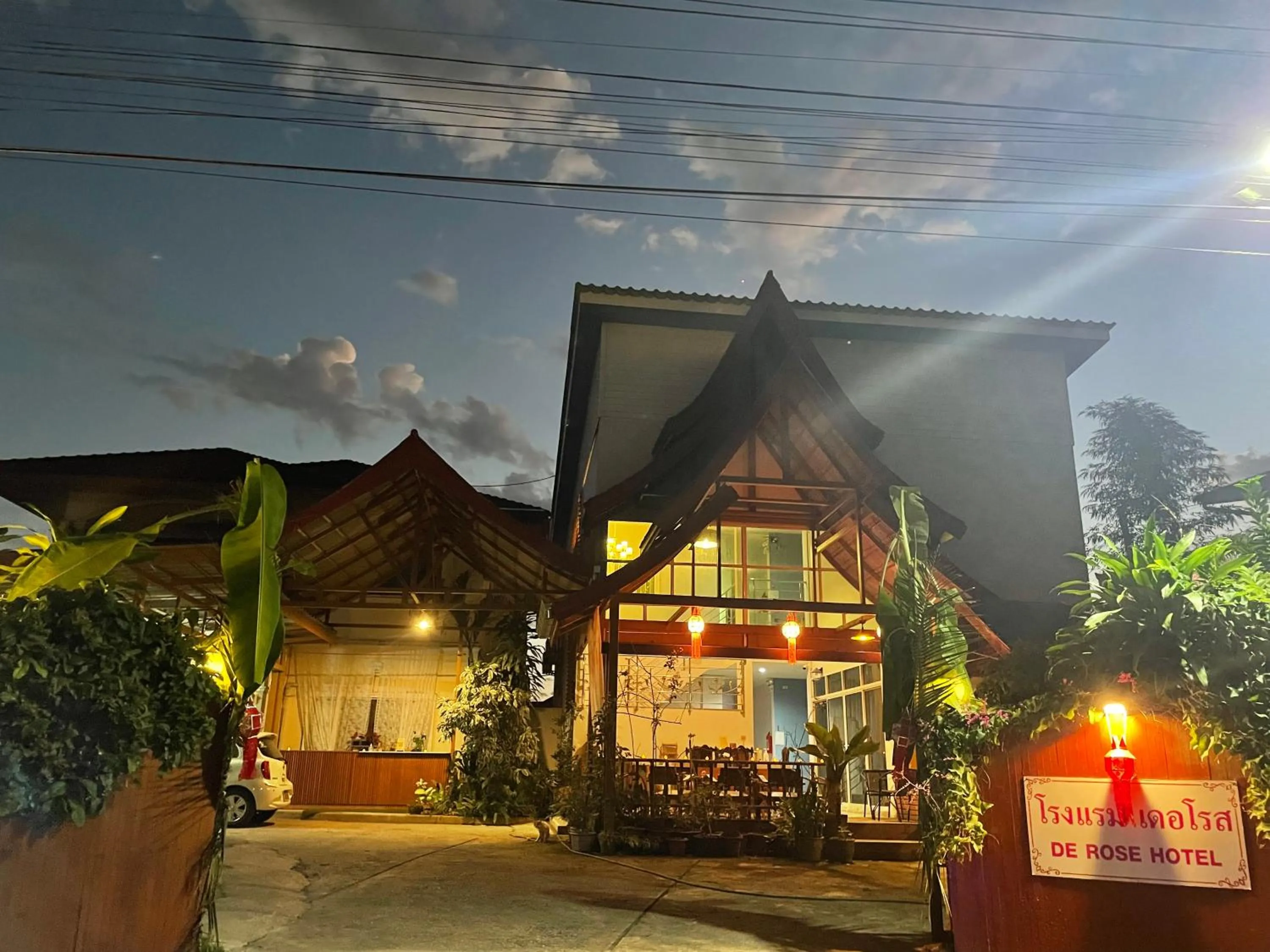 DE ROSE Hotel Chiang Mai