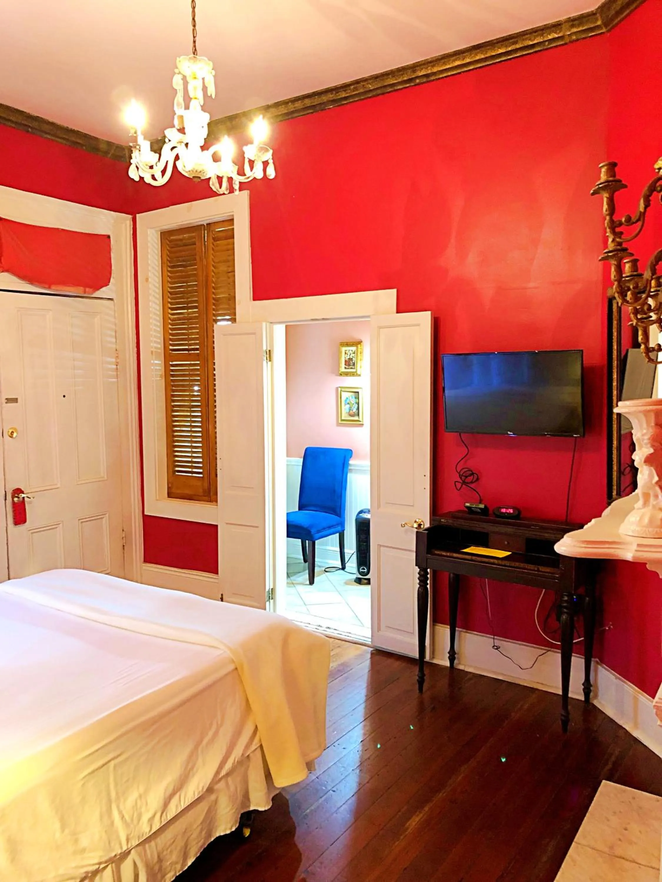 Bed in Creole Gardens Guesthouse and Inn