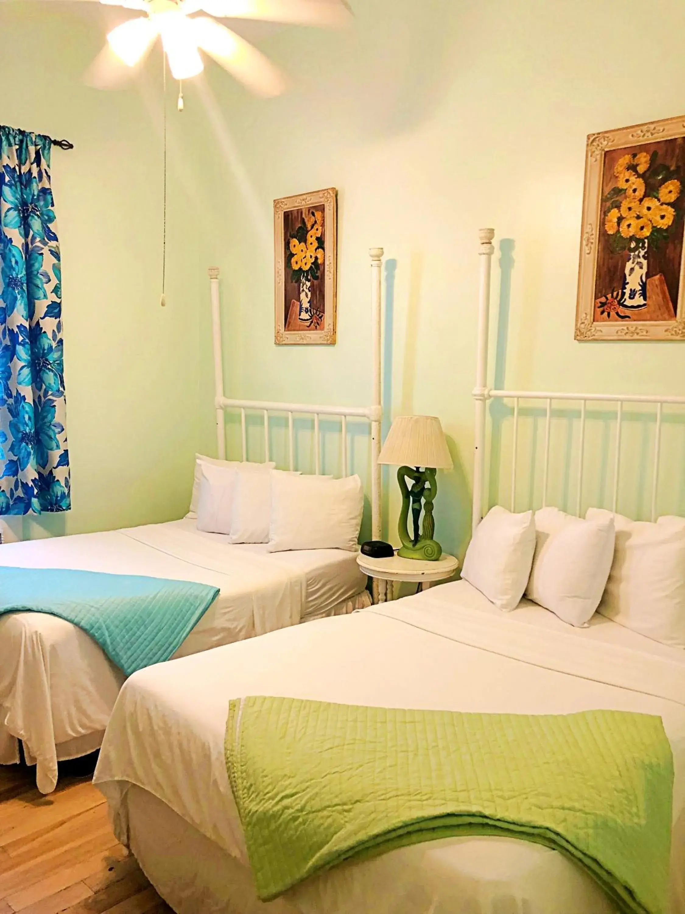 Double Room with Two Double Beds in Creole Gardens Guesthouse and Inn Double Room with Two Double Beds in Creole Gardens Guesthouse and Inn