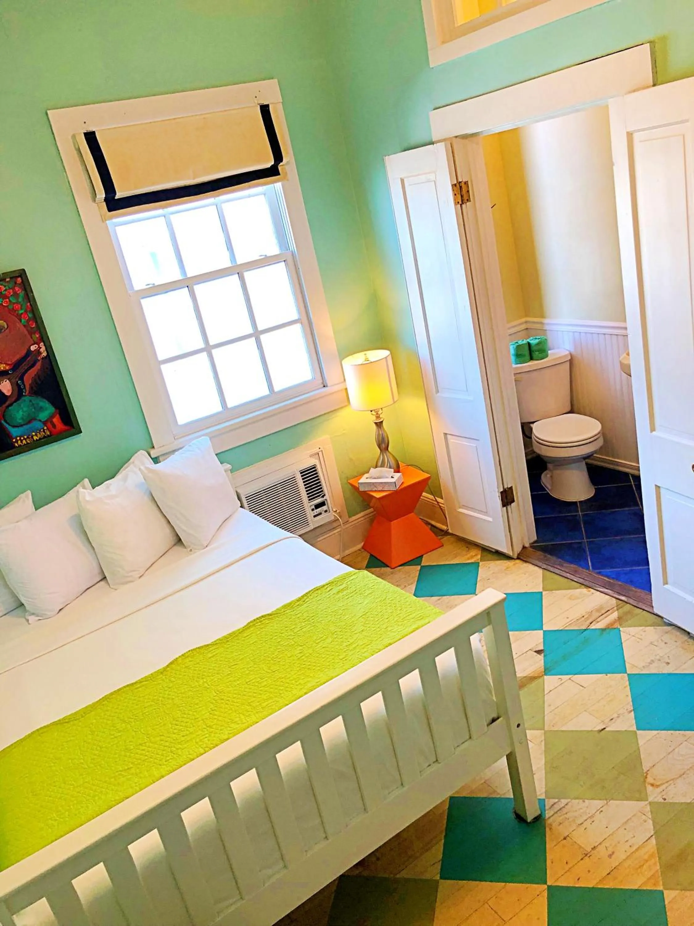 Bed in Creole Gardens Guesthouse and Inn