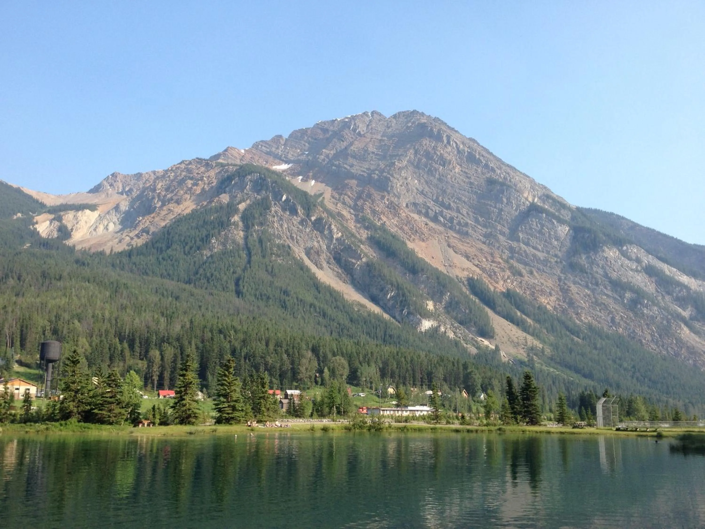 Area and facilities in Canadian Rockies Inn - Adults only