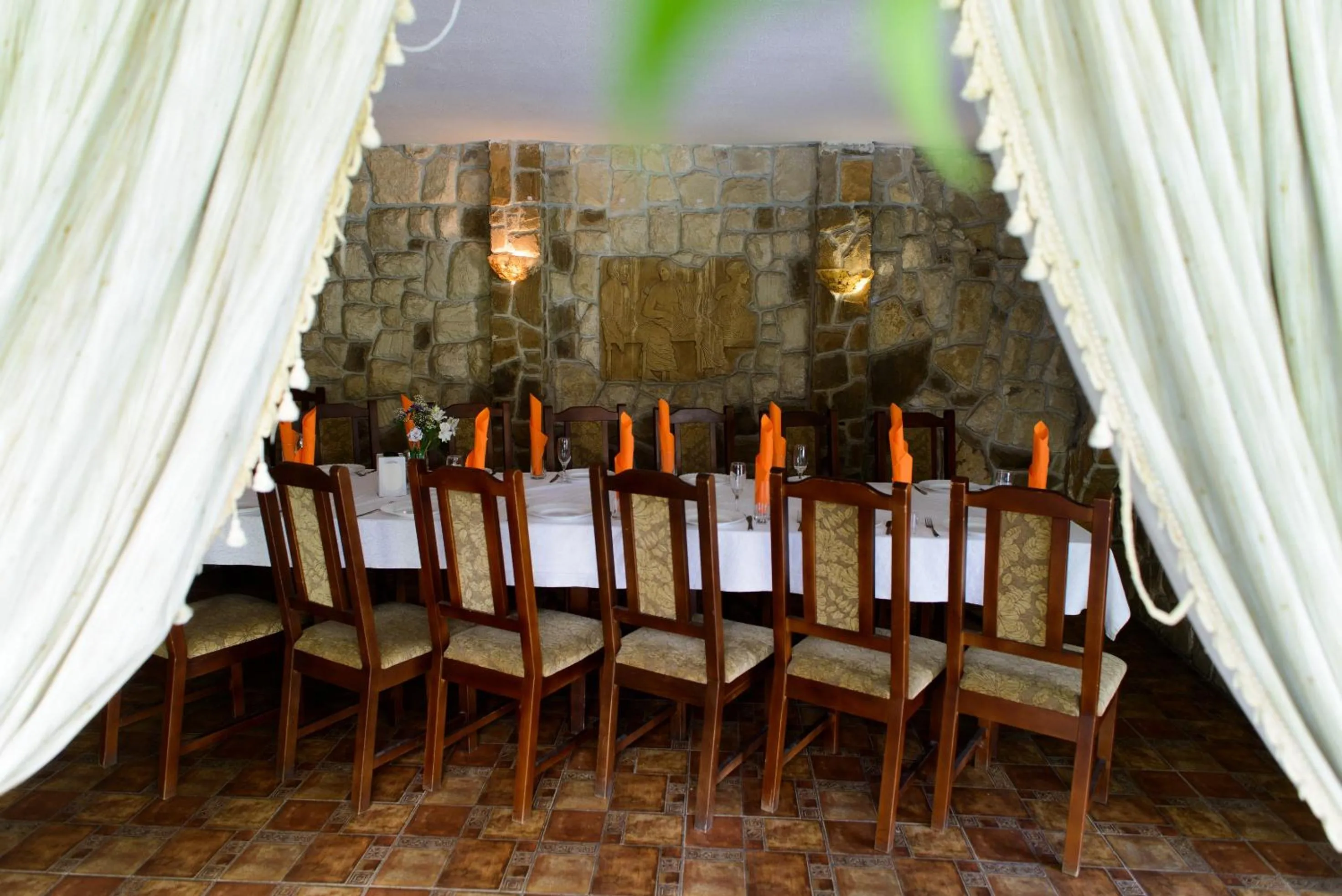 Restaurant/places to eat in Knyazhyi Dvir