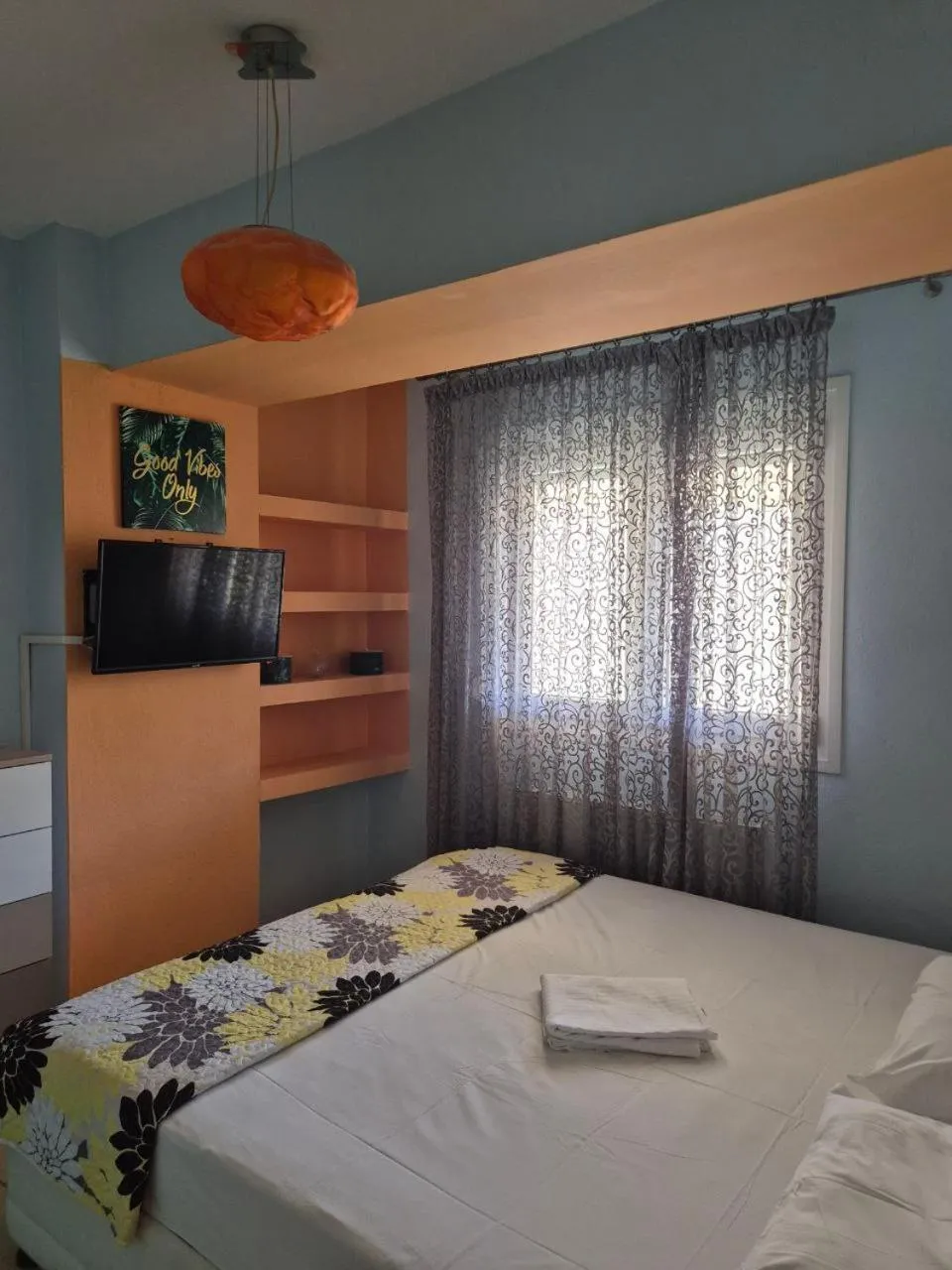 Bed in Apartment with Balcony and Parking