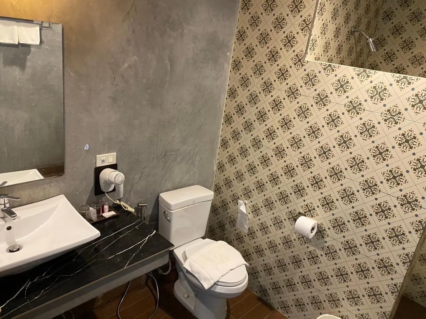 Bathroom in Chalicha Resort