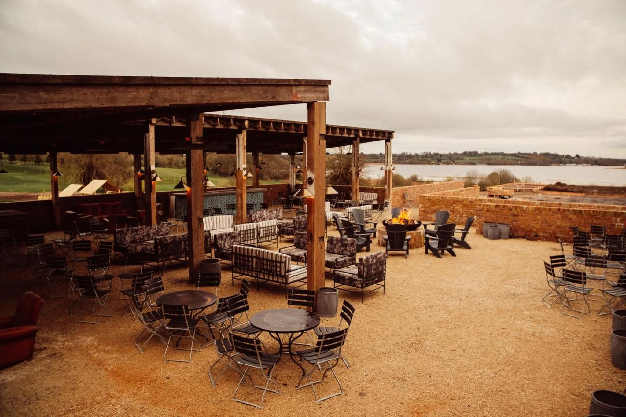 Restaurant/places to eat in Glasson Lakehouse