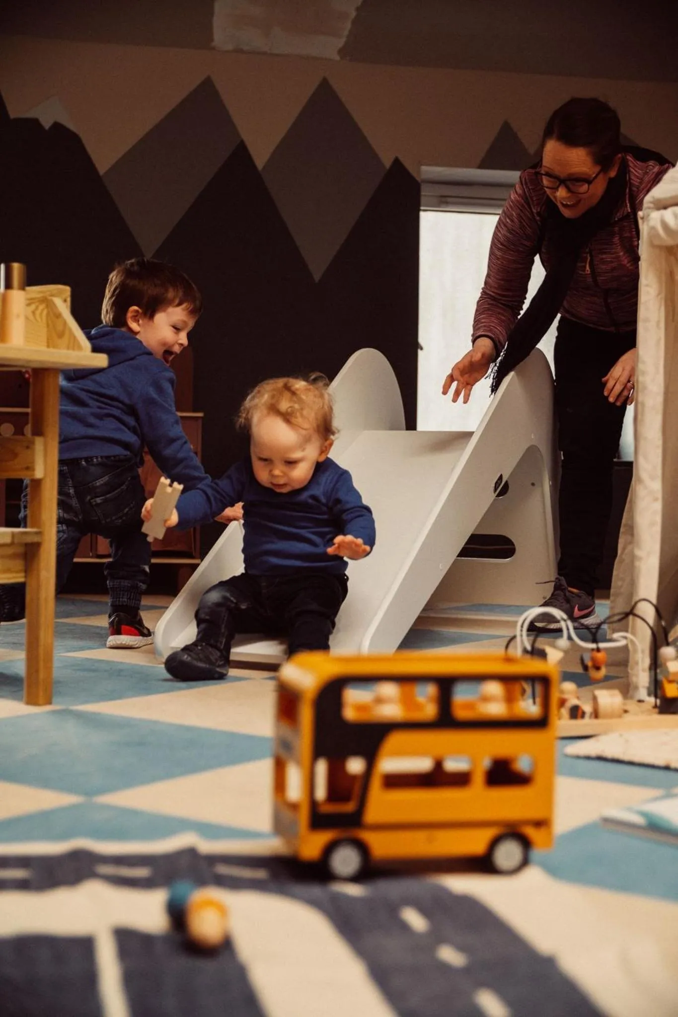 children in Glasson Lakehouse