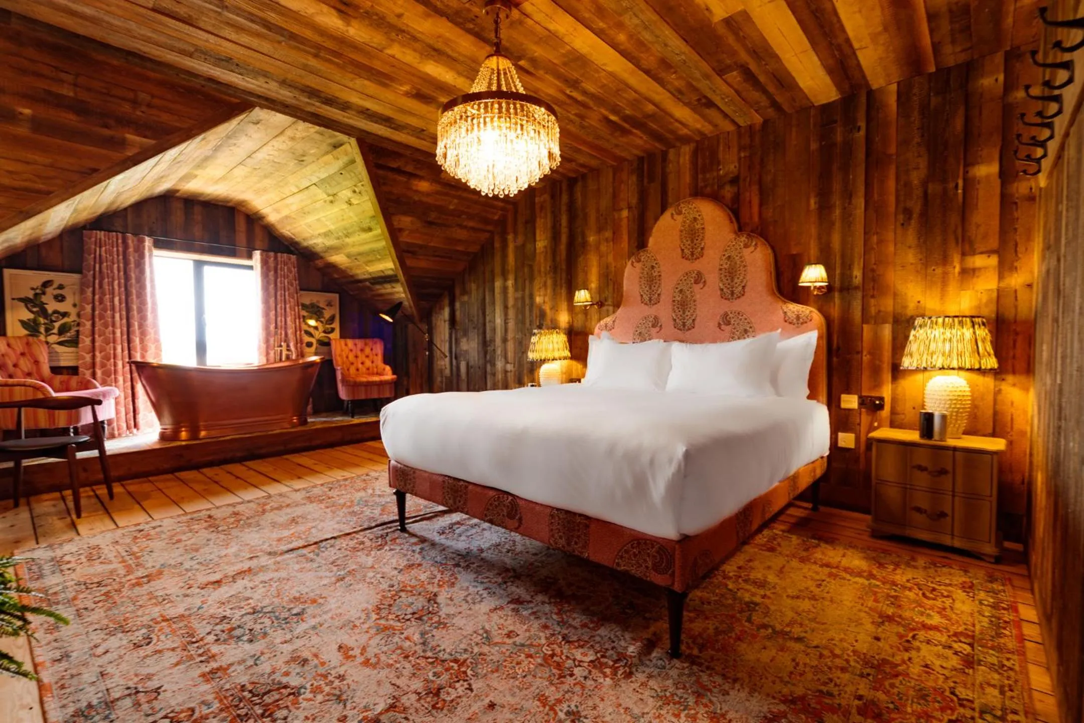 Bedroom, Bed in Glasson Lakehouse