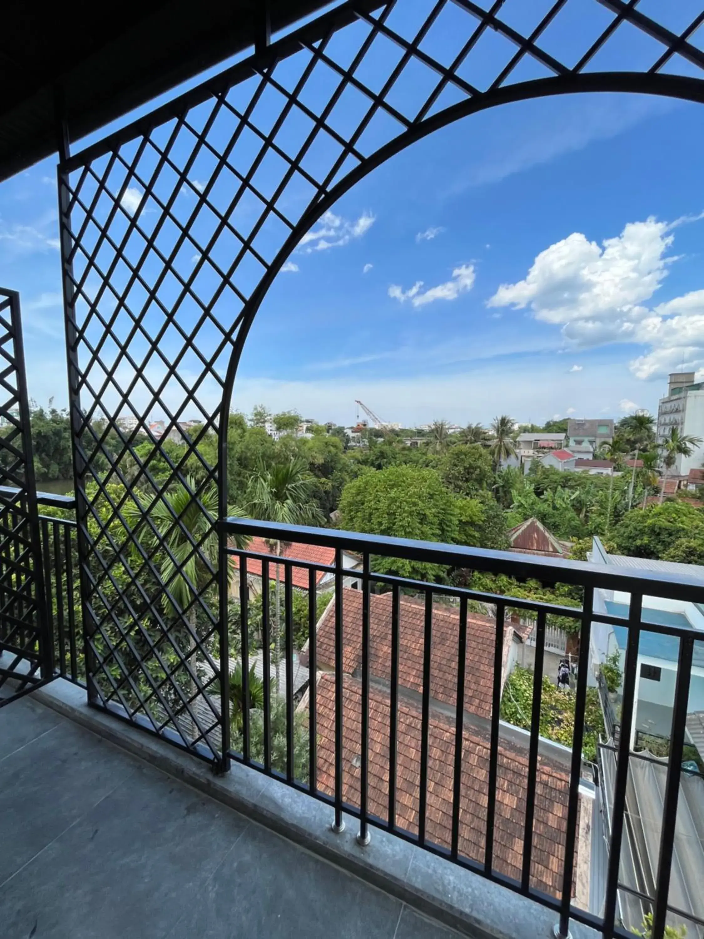 Deluxe Double Room with Bath in Hue Sweethouse 2 Homestay Deluxe Double Room with Bath in Hue Sweethouse 2 Homestay