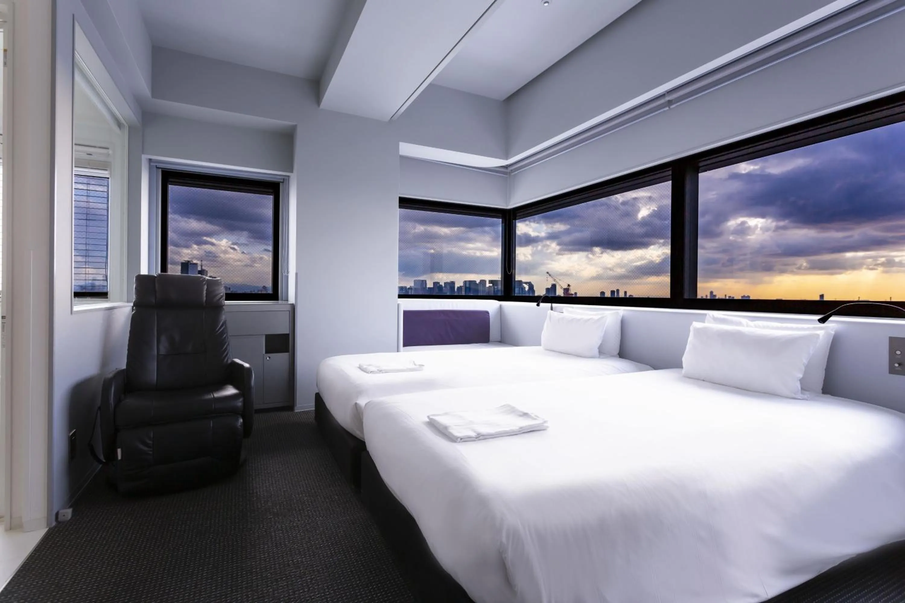 Photo of the whole room, Bed in remm Shin-Osaka