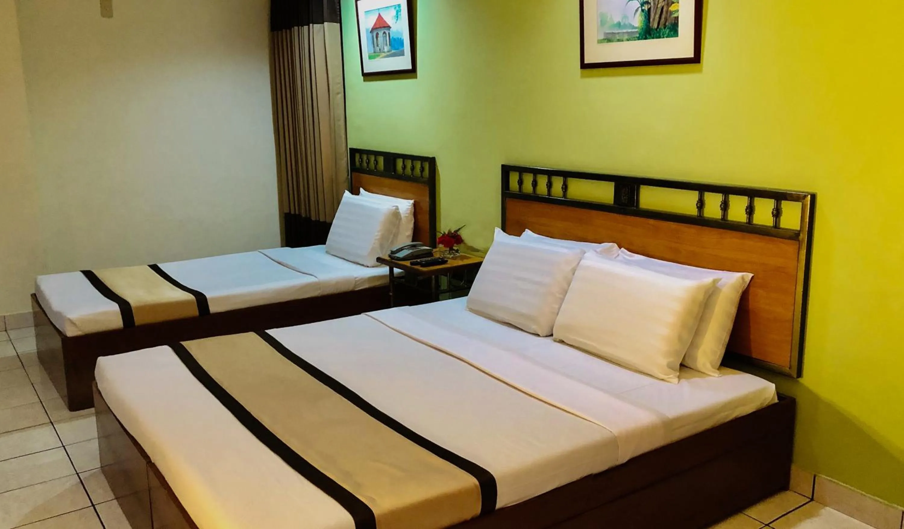 Bed in Golden Valley Hotel