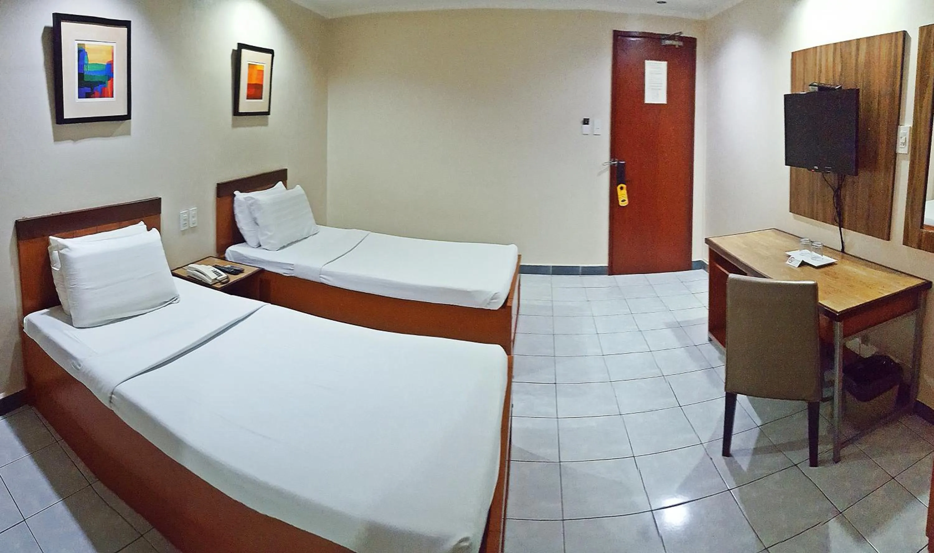 Bed in Golden Valley Hotel