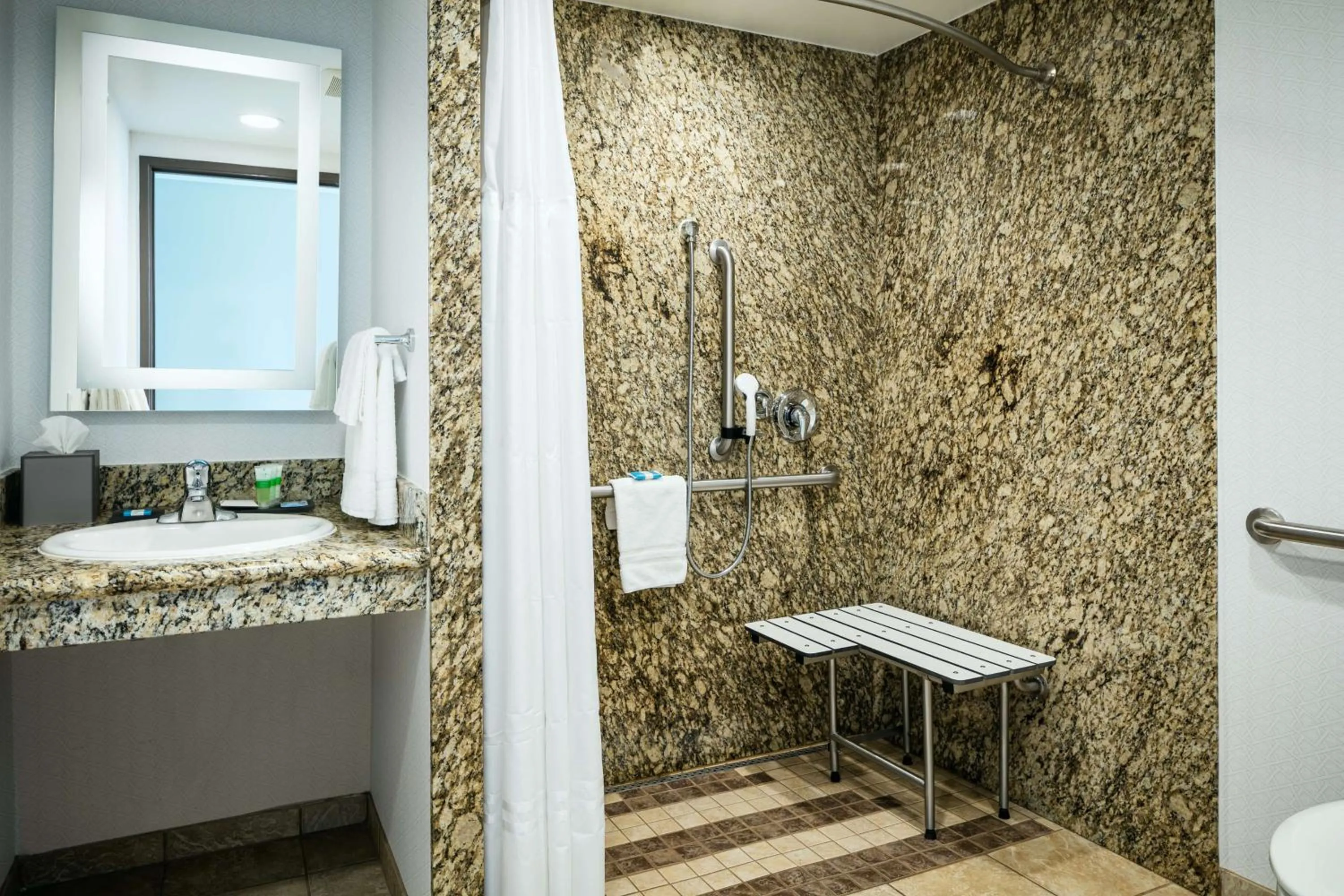 Photo of the whole room in Beachfront Inn