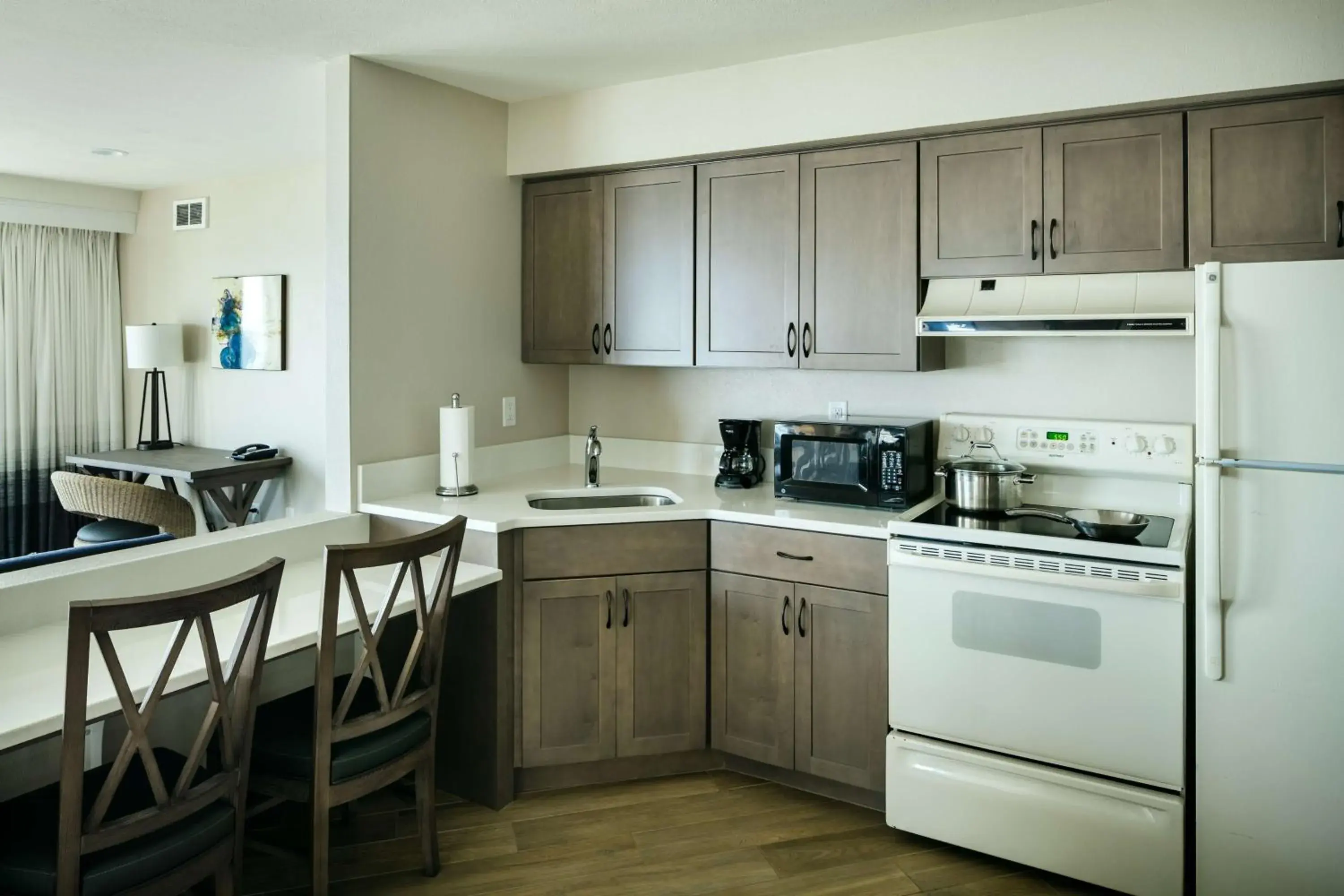 Photo of the whole room in Beachfront Inn Photo of the whole room in Beachfront Inn