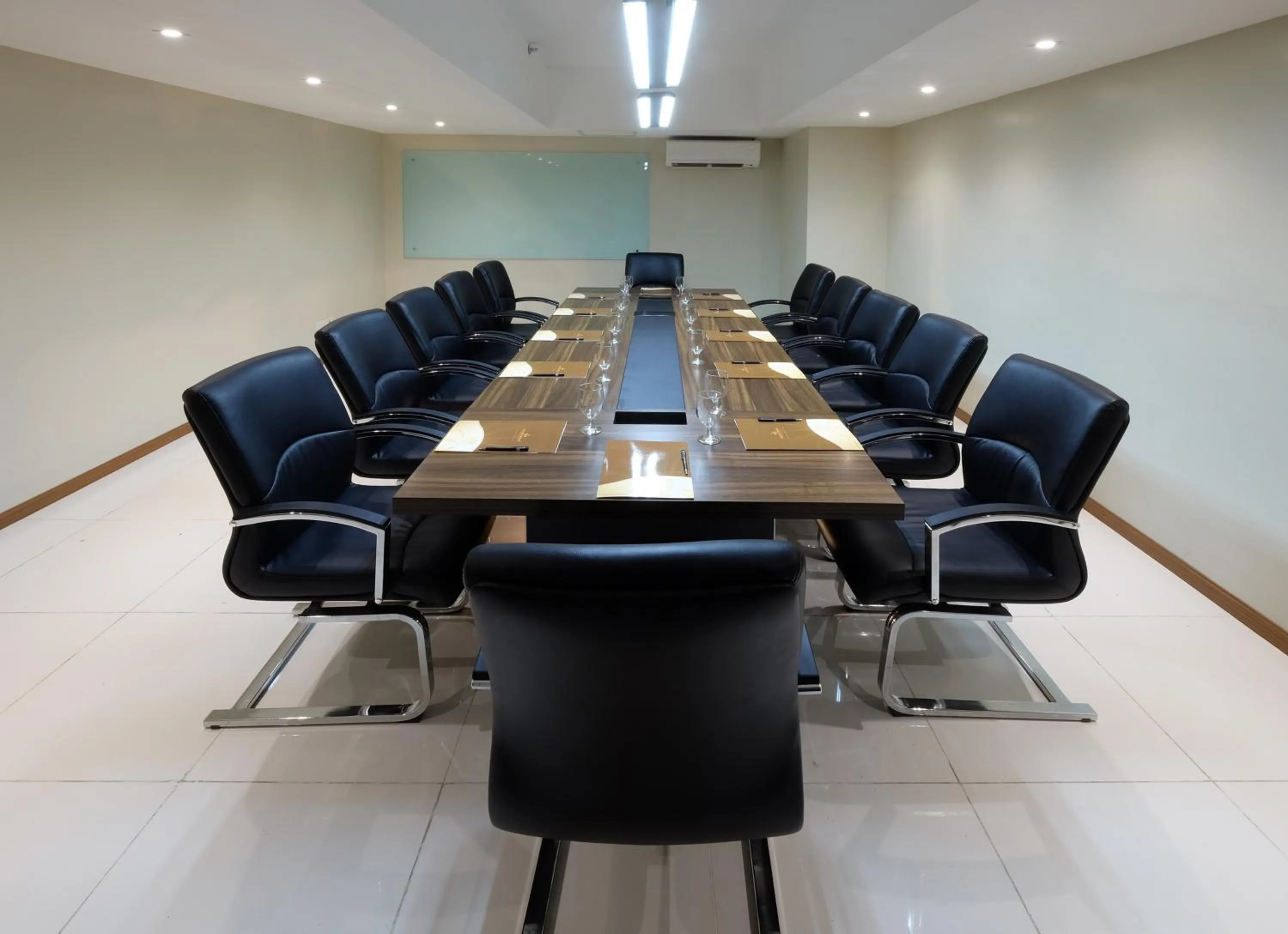 Meeting/conference room in Golden Prince Hotel & Suites