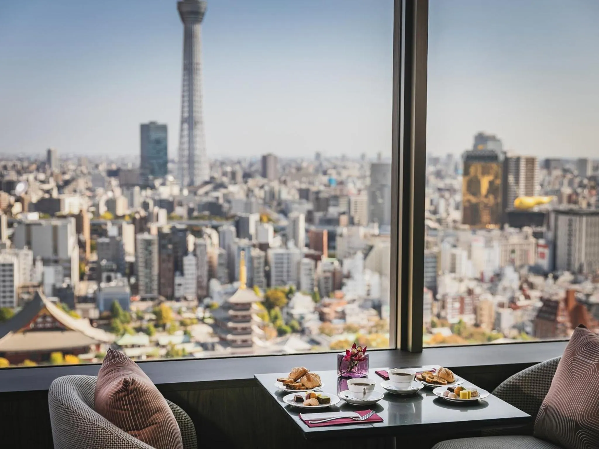 Lounge or bar in Asakusa View Hotel