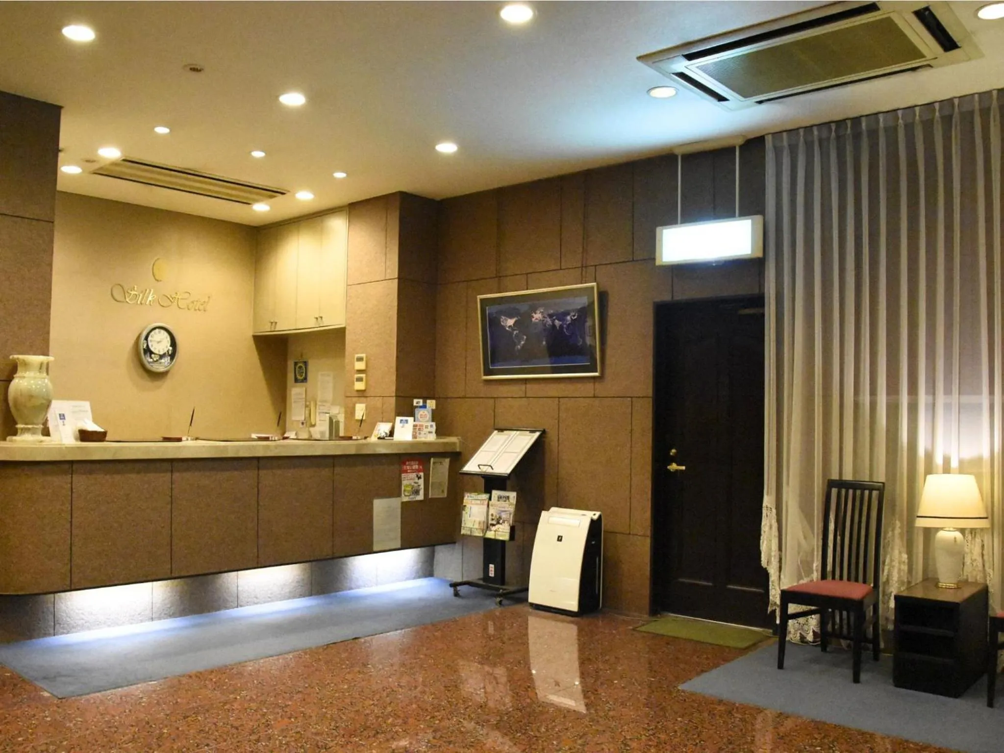 Lobby or reception in Silk Hotel