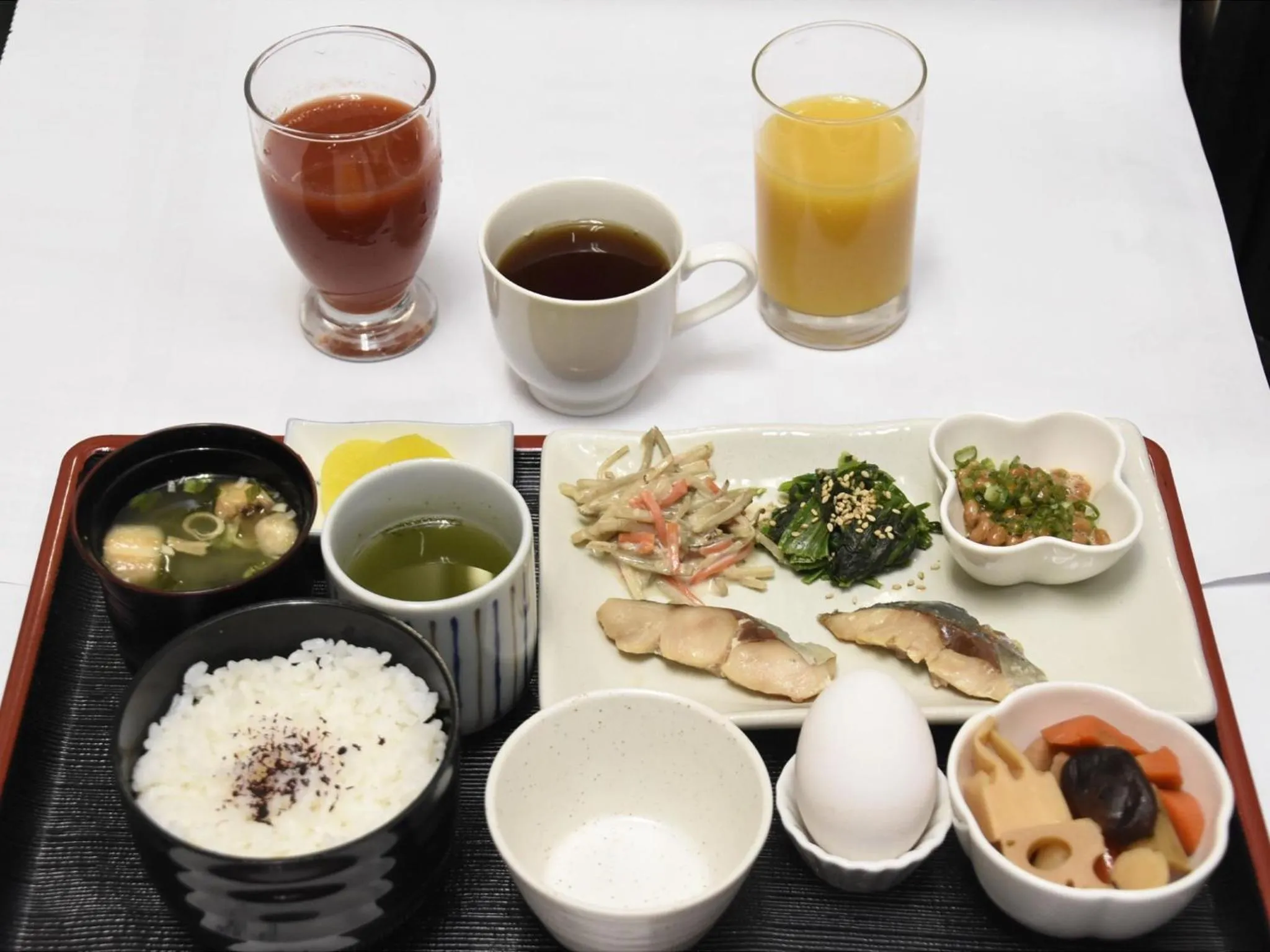 Breakfast in Silk Hotel