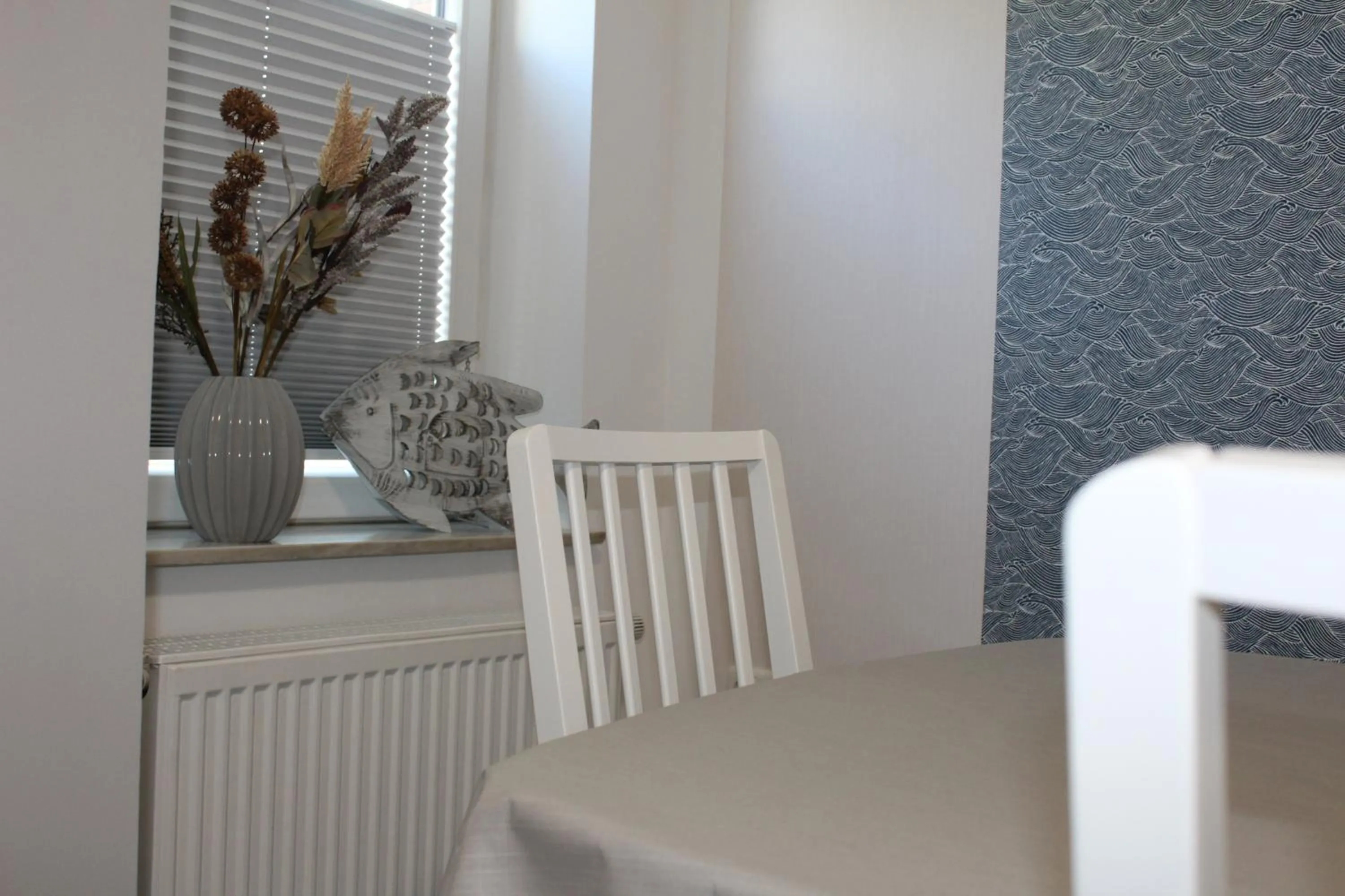 Kitchen or kitchenette in Monteurwohnung Ferienwohnung Rose in Isenbüttel Nähe Gifhorn, Wolfsburg, Braunschweig