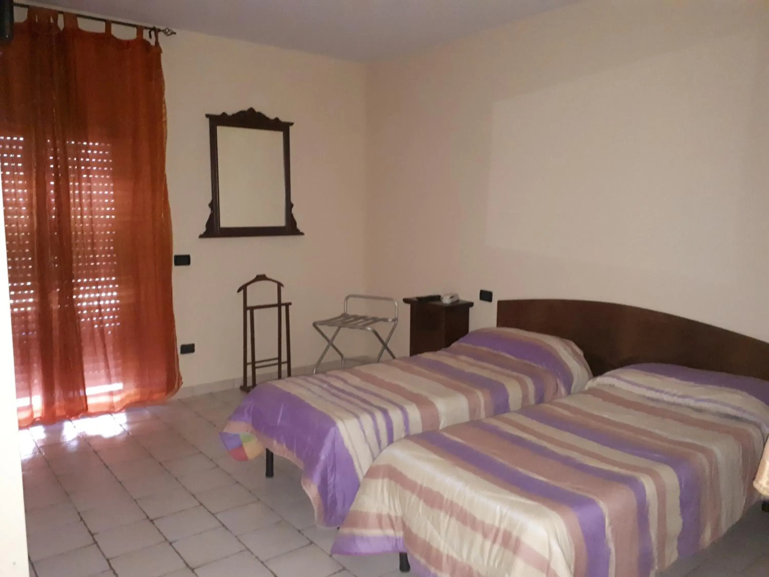 Budget Twin Room in Lo Scoiattolo Budget Twin Room in Lo Scoiattolo