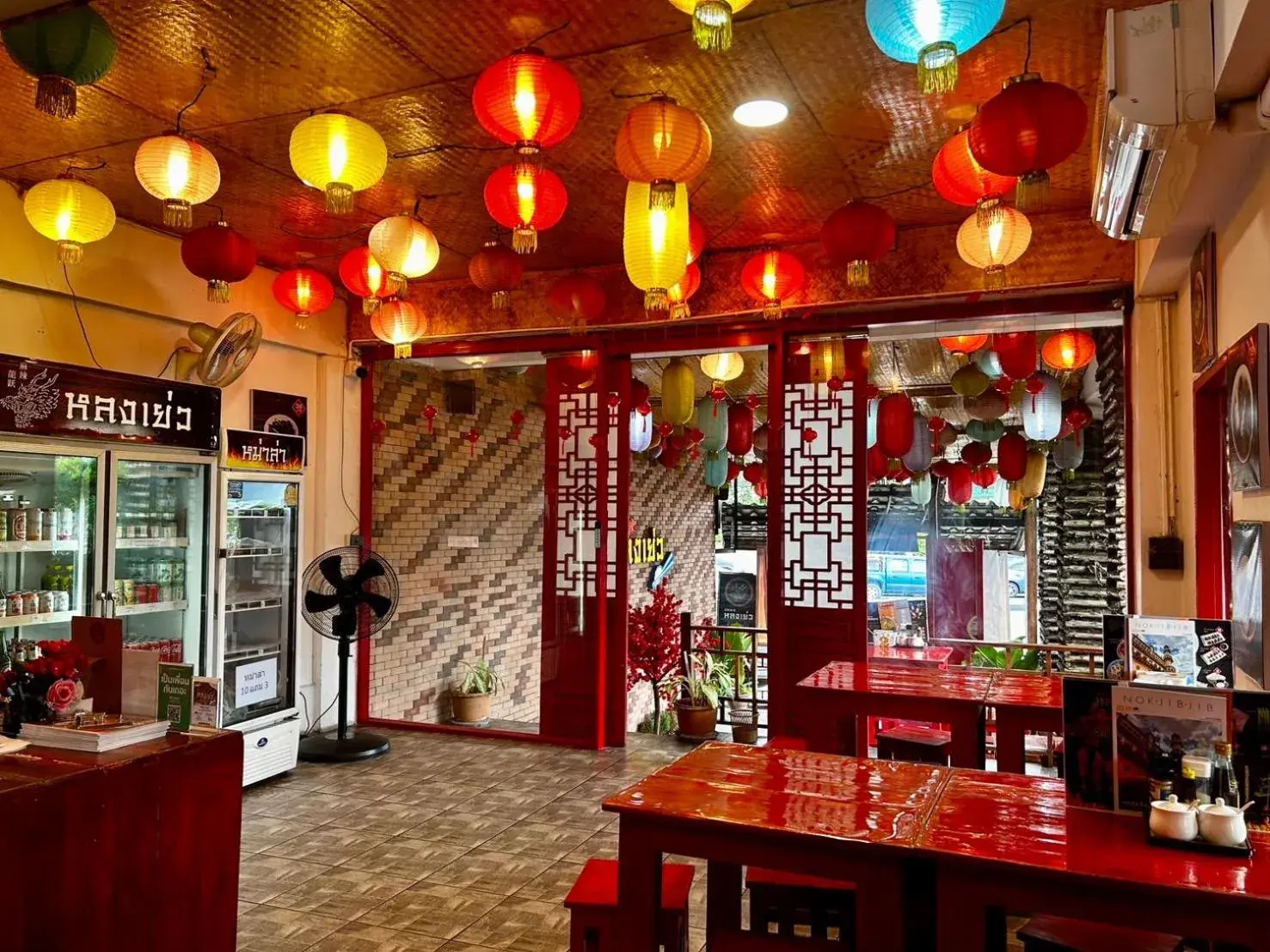 Restaurant/places to eat in Loft2s Chiang Mai Restaurant/places to eat in Loft2s Chiang Mai