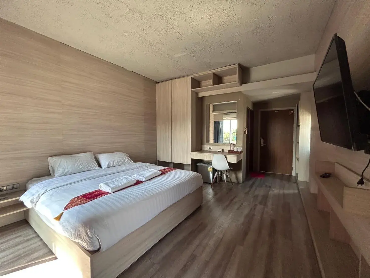 Deluxe Double Room in Loft2s Chiang Mai Deluxe Double Room in Loft2s Chiang Mai