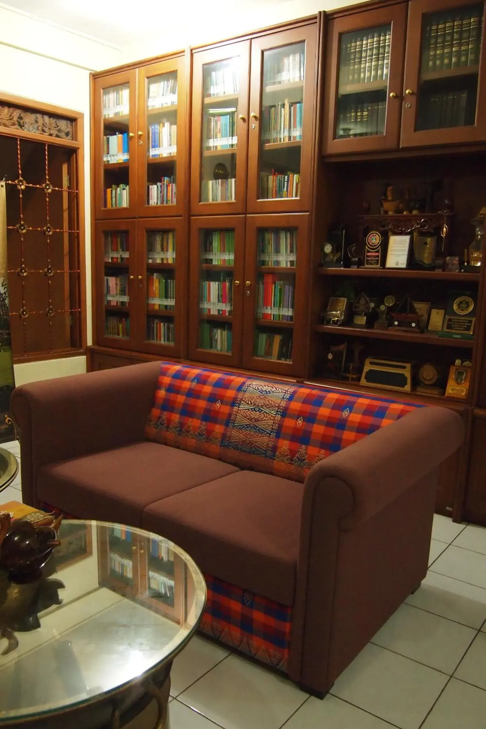 Library in Balai Melayu Hotel