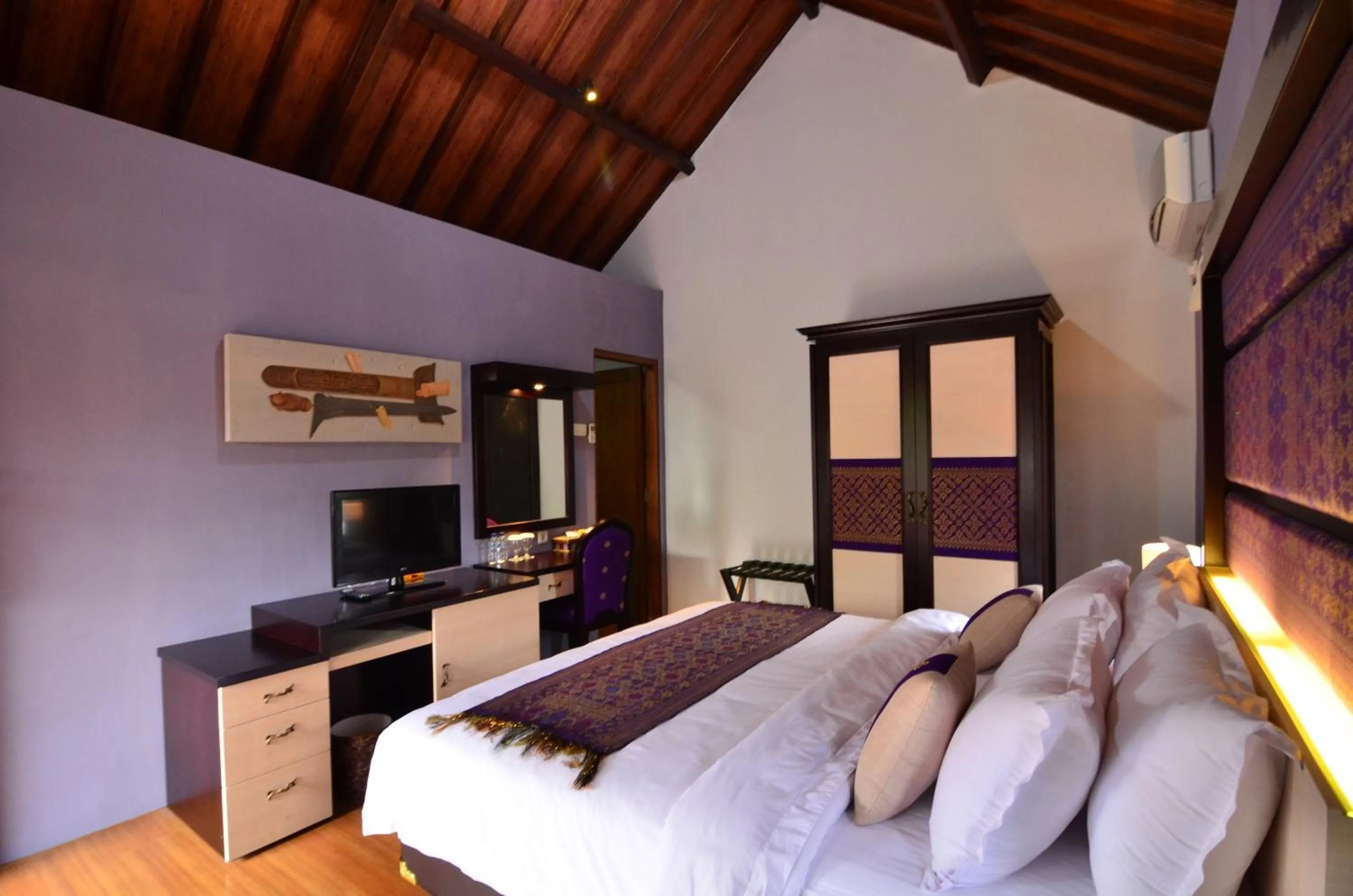 Bedroom in Balai Melayu Hotel