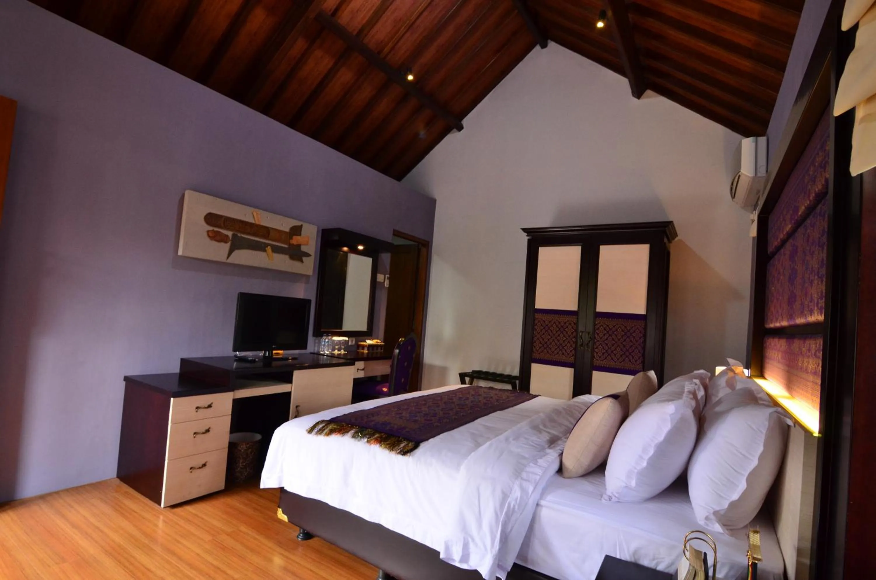 Bedroom in Balai Melayu Hotel