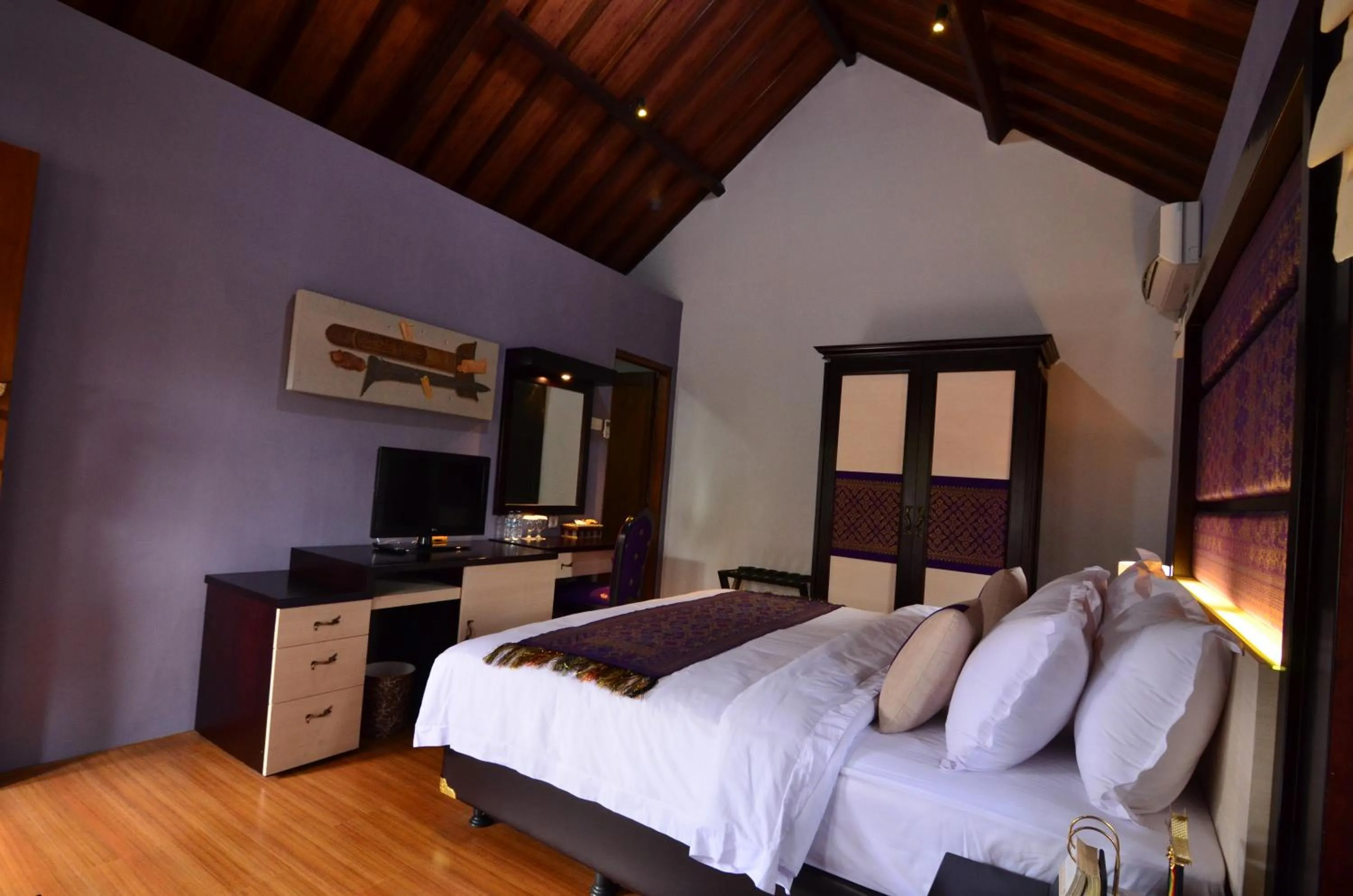 Bedroom in Balai Melayu Hotel